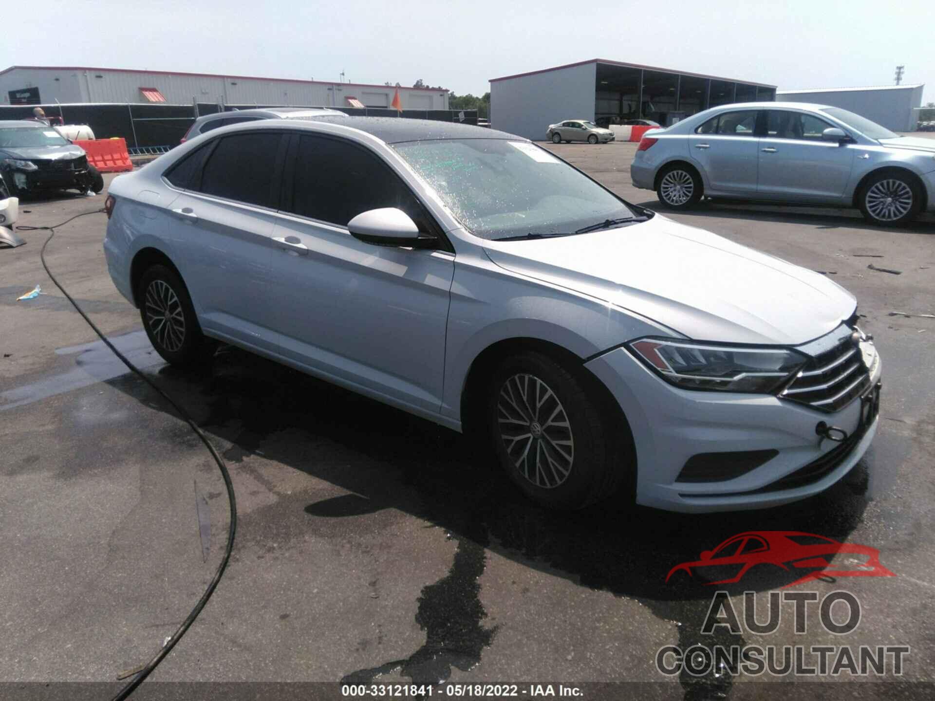 VOLKSWAGEN JETTA 2019 - 3VWCB7BU7KM139345