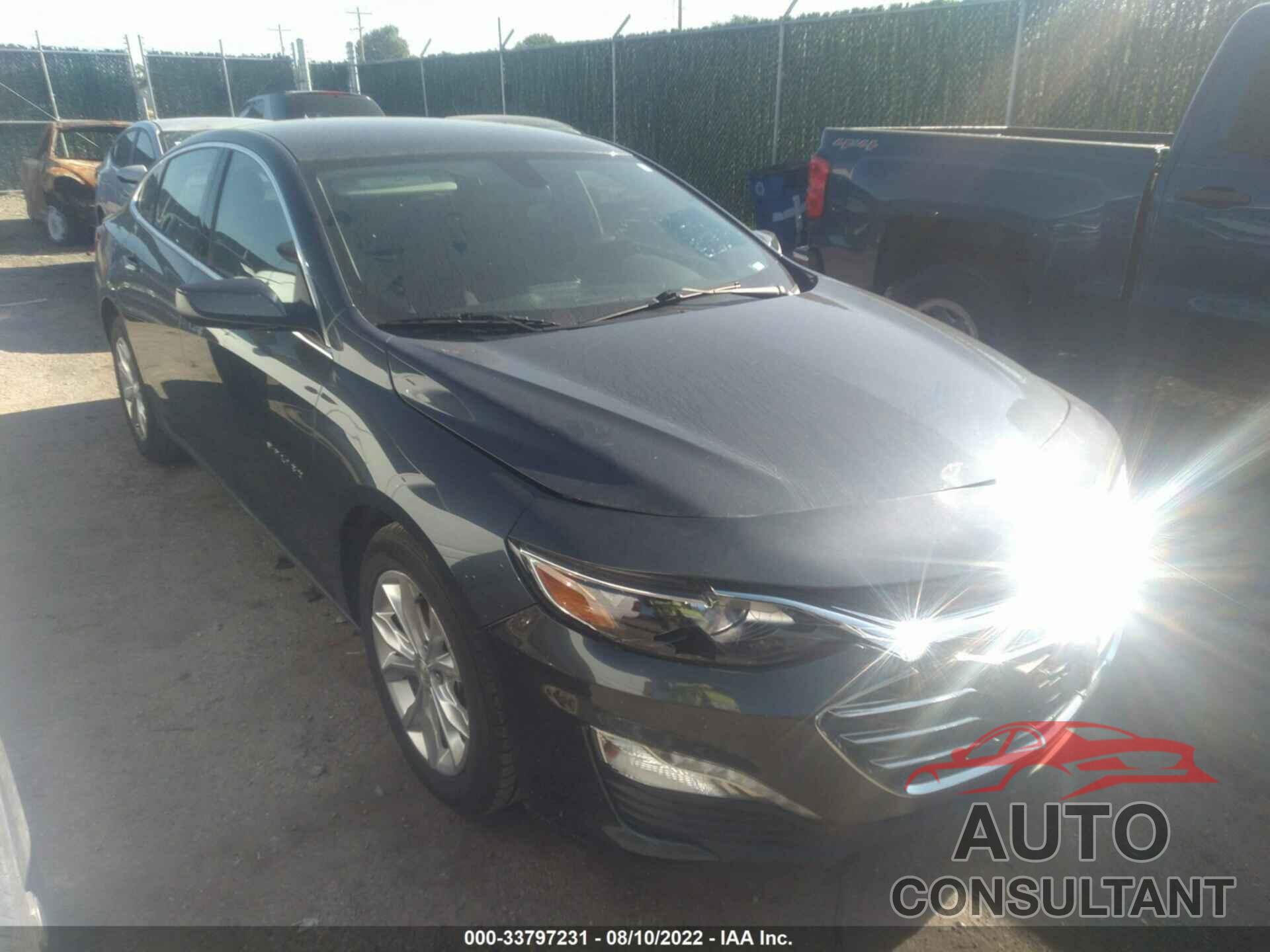 CHEVROLET MALIBU 2020 - 1G1ZD5ST9LF000184