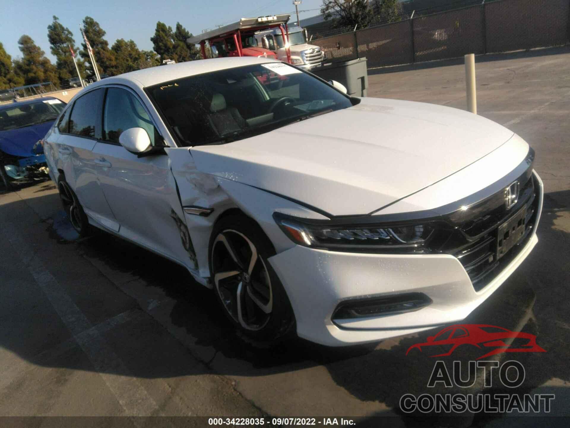 HONDA ACCORD SEDAN 2018 - 1HGCV1F30JA164514