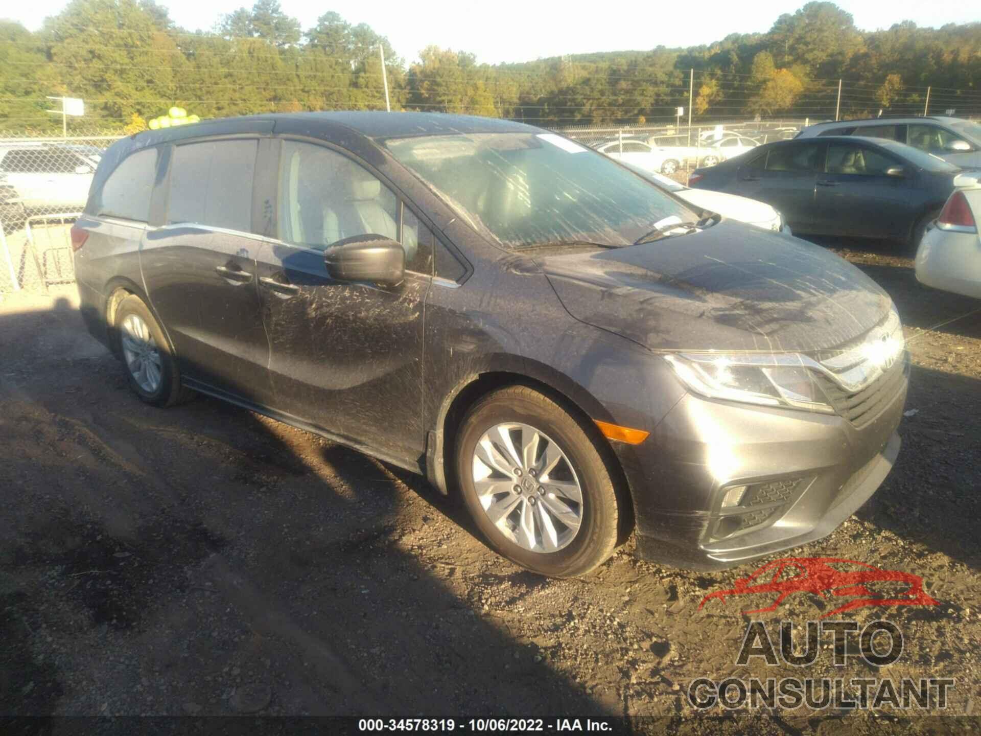 HONDA ODYSSEY 2018 - 5FNRL6H27JB090113