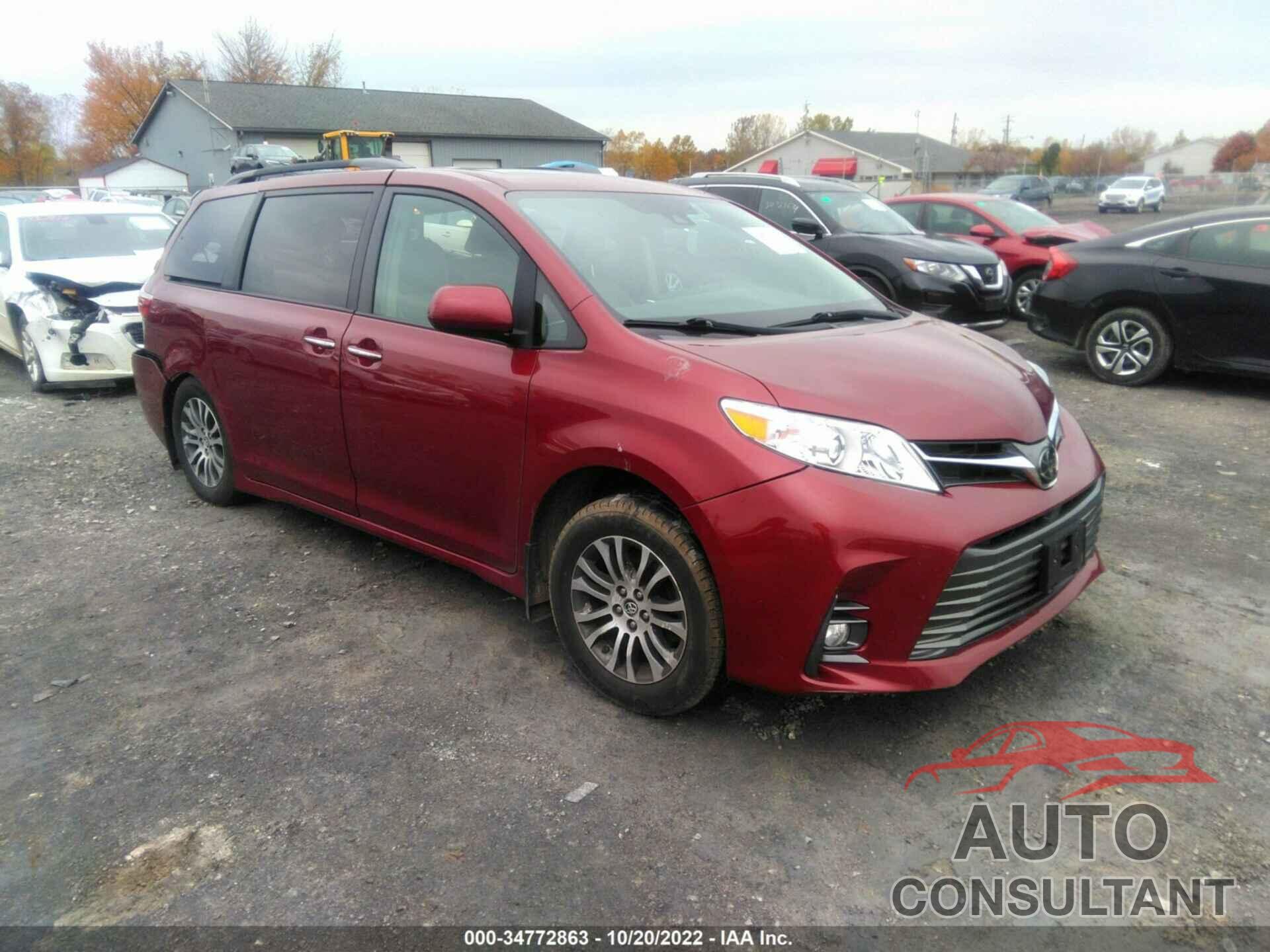 TOYOTA SIENNA 2019 - 5TDYZ3DC8KS016963