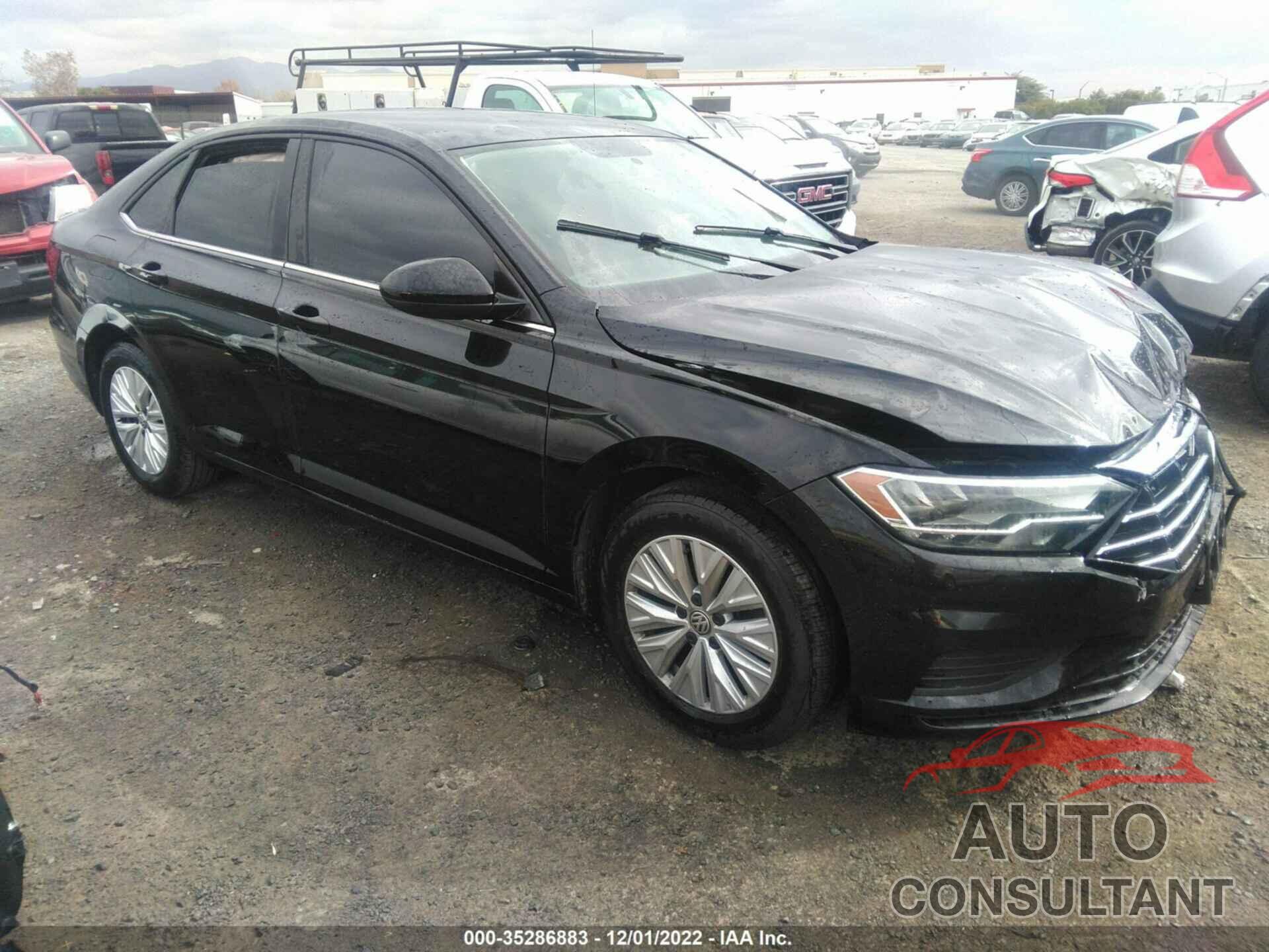 VOLKSWAGEN JETTA 2019 - 3VWC57BU2KM117938
