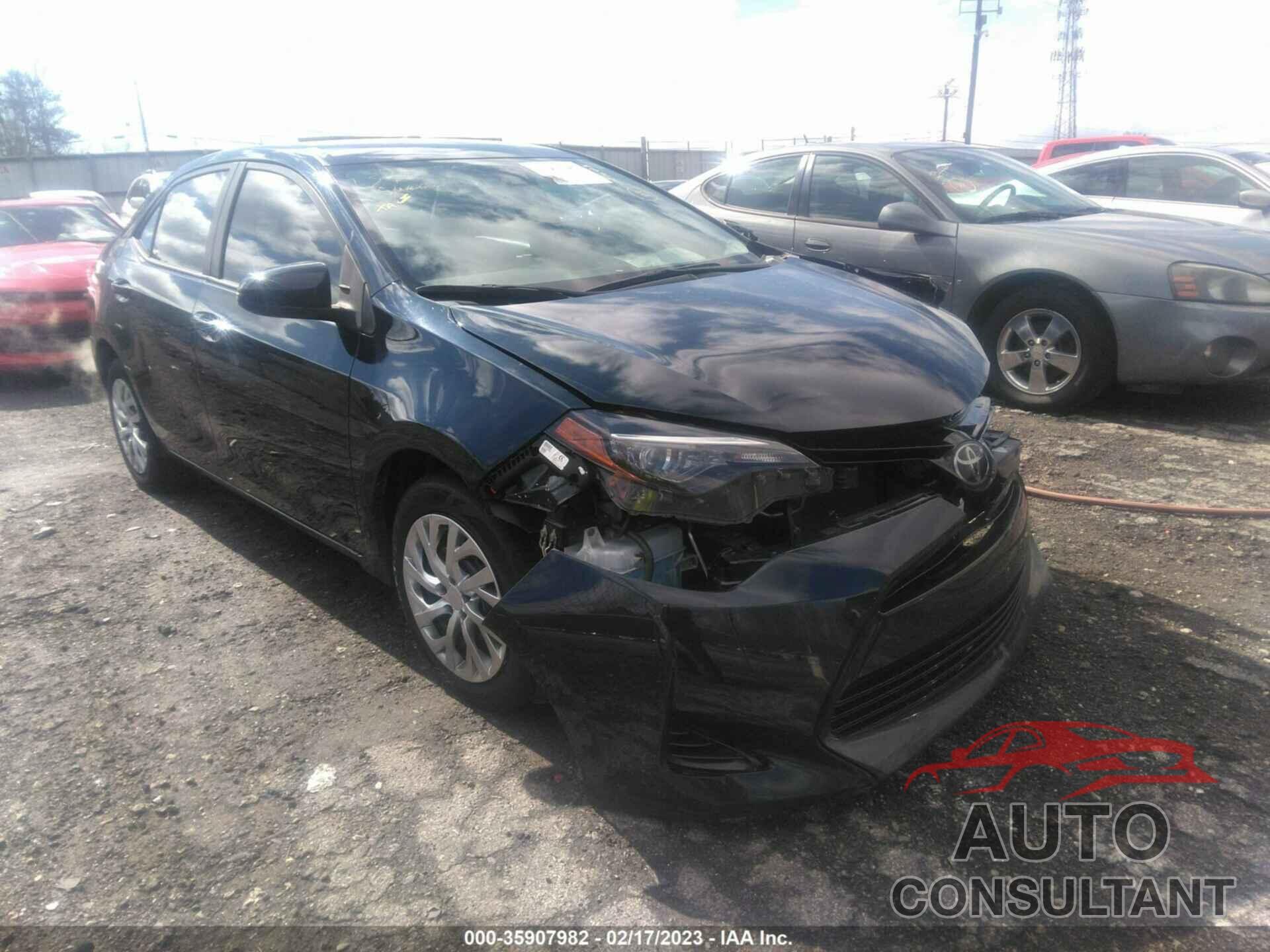 TOYOTA COROLLA 2018 - 5YFBURHE1JP821892