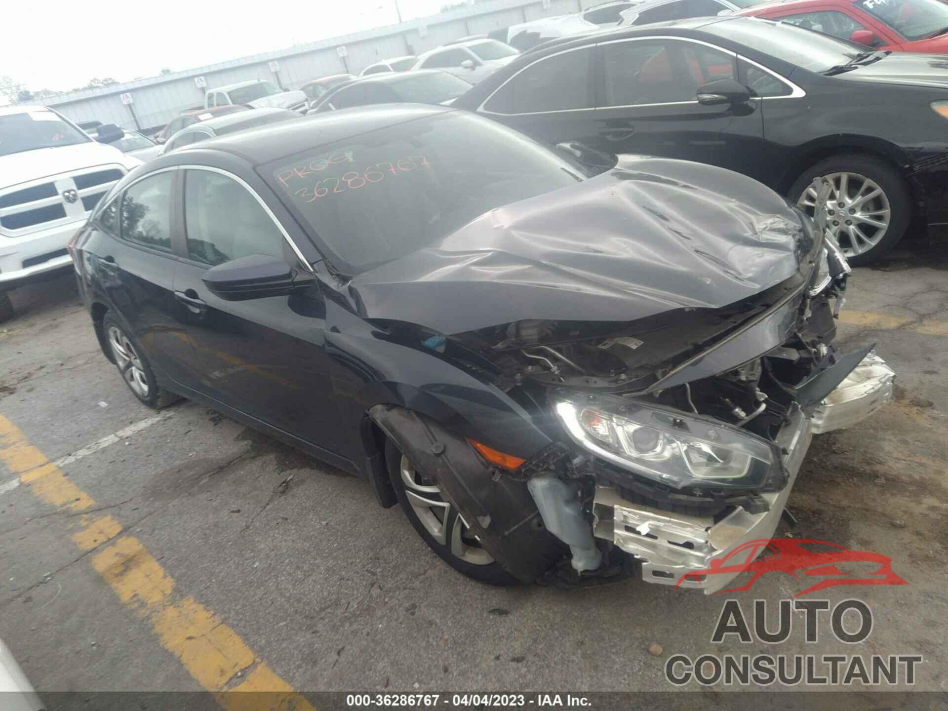 HONDA CIVIC 2018 - 2HGFC2F56JH600455