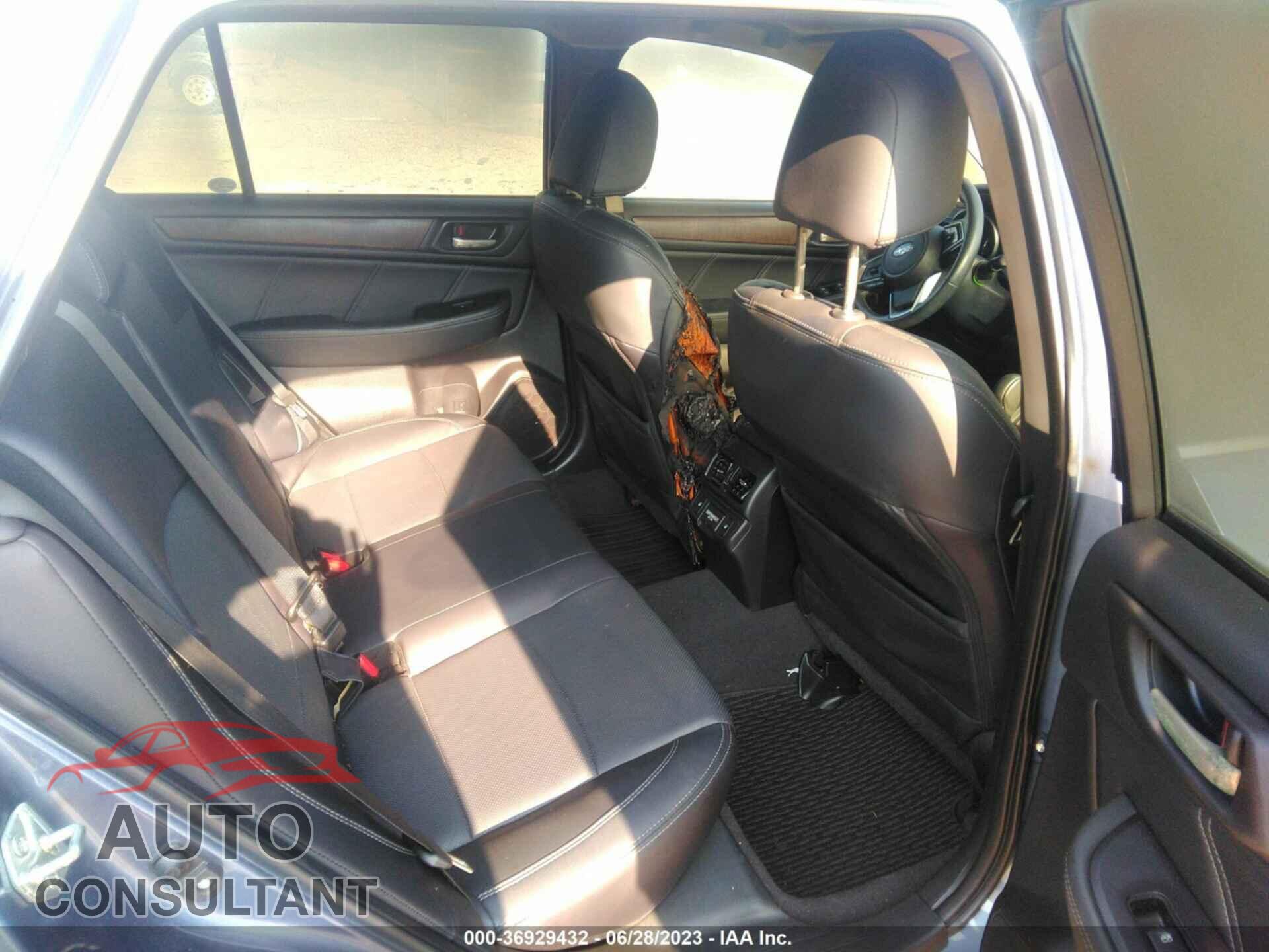 SUBARU OUTBACK 2018 - 4S4BSANC2J3220585