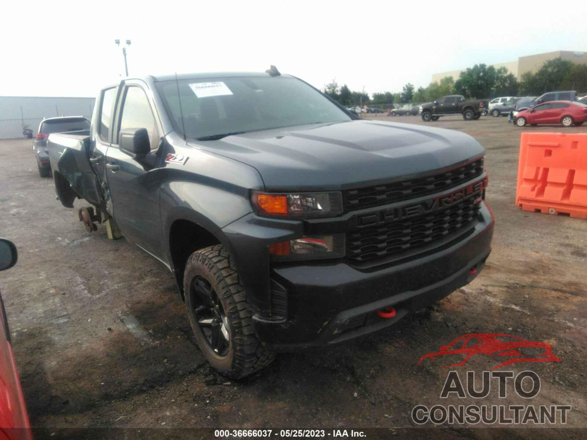 CHEVROLET SILVERADO 1500 2019 - 1GCRYCEF1KZ198505