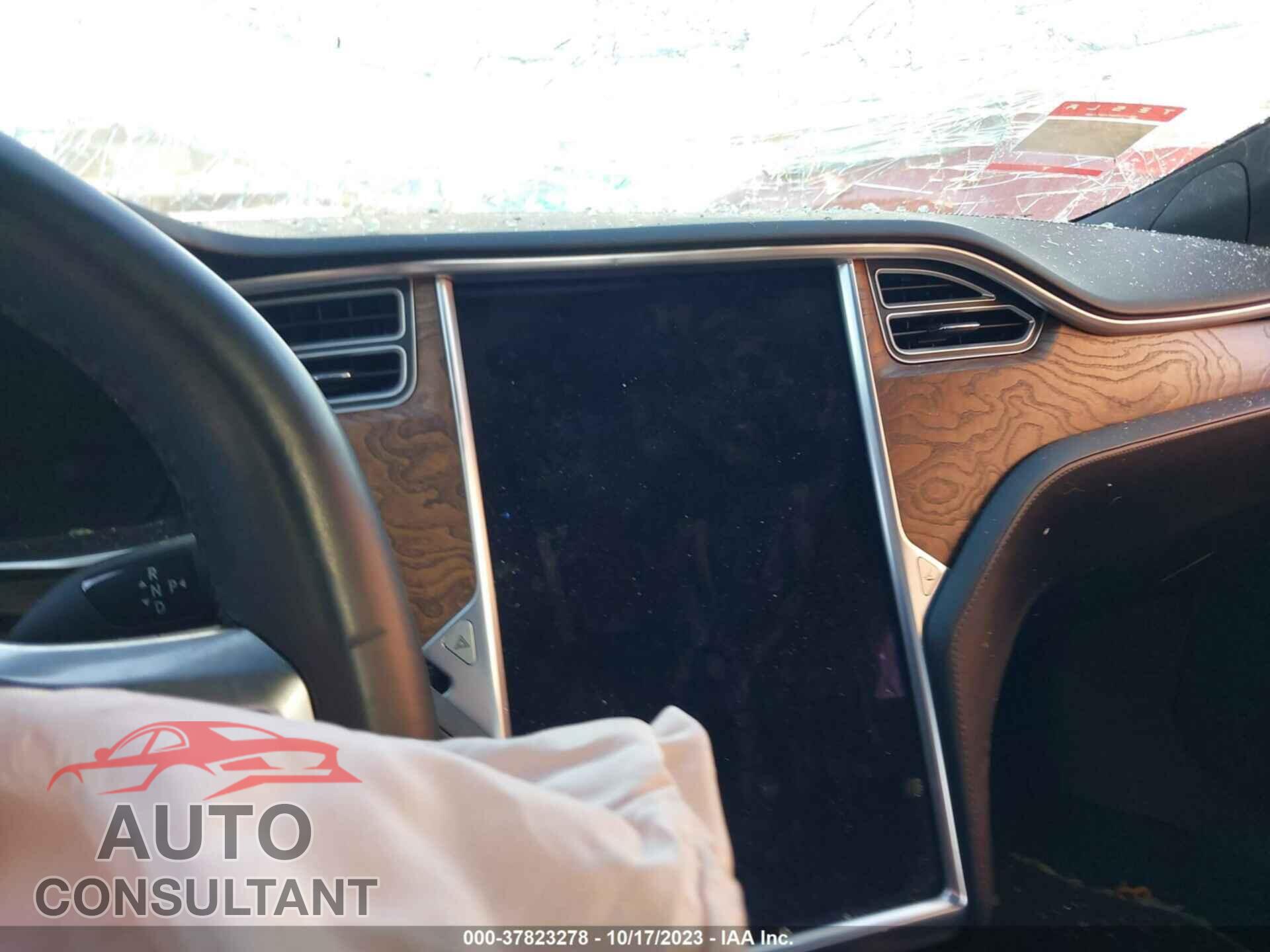 TESLA MODEL S 2017 - 5YJSA1E28HF185353