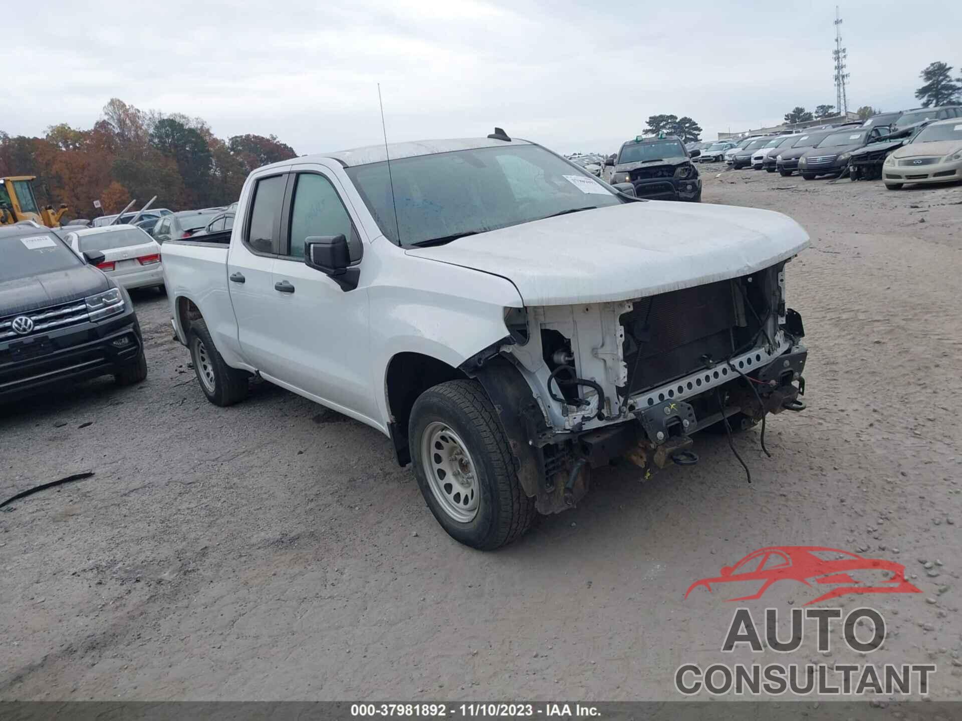 CHEVROLET SILVERADO 1500 2020 - 1GCRWAEH2LZ335240