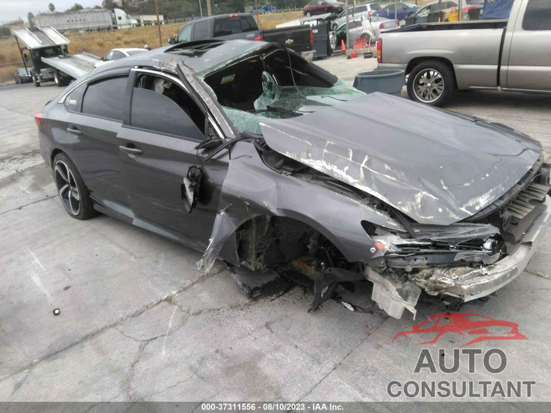 HONDA ACCORD 2018 - 1HGCV2F36JA047512