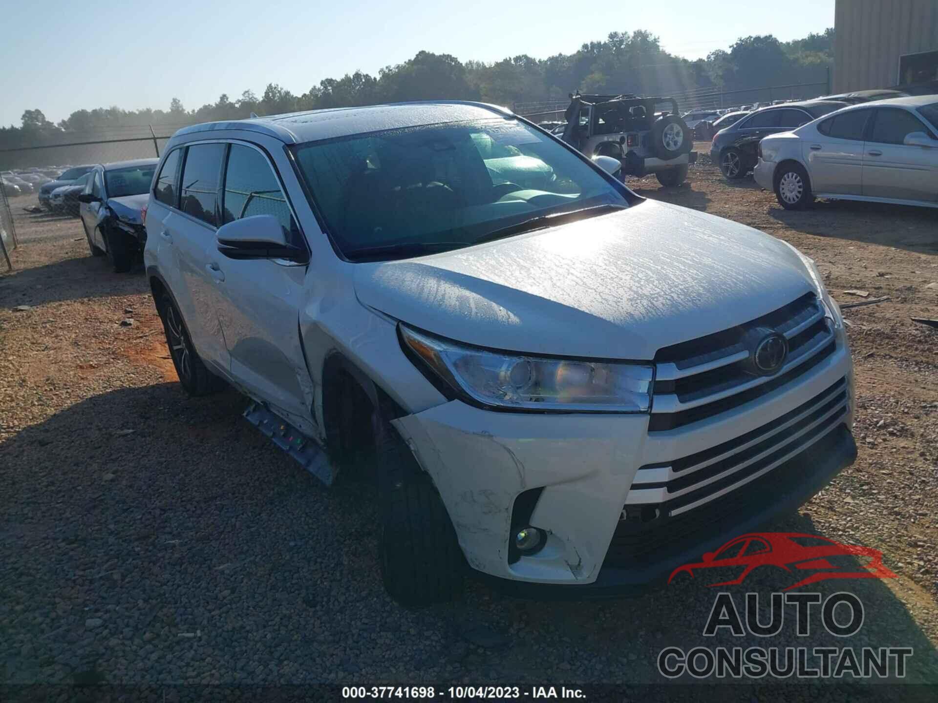 TOYOTA HIGHLANDER 2017 - 5TDKZRFH8HS518253