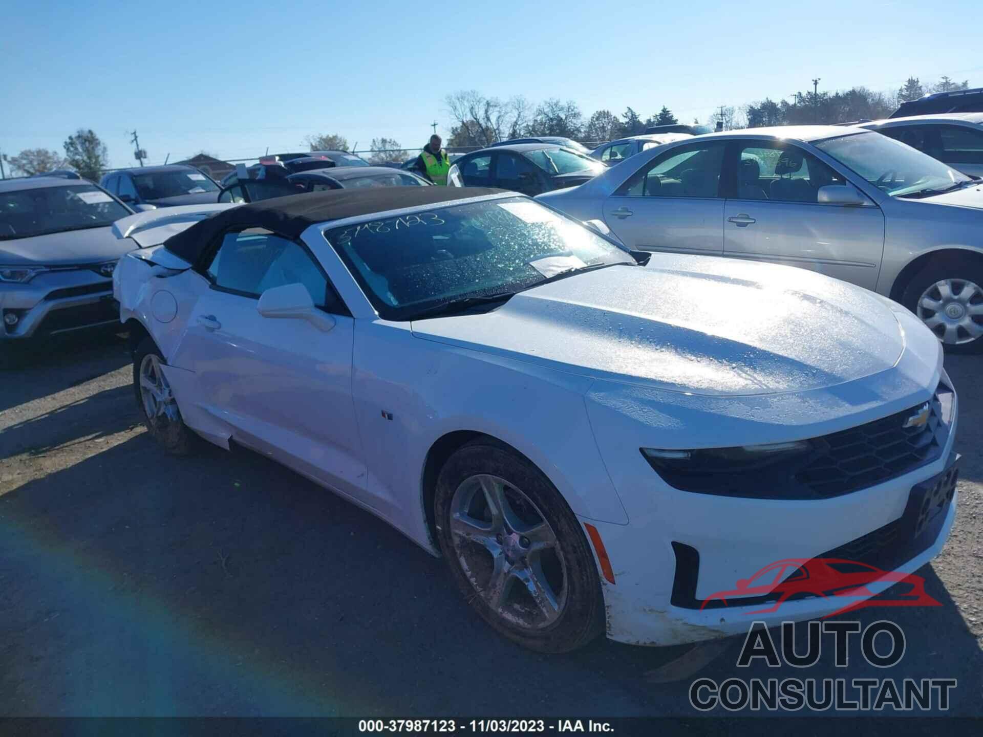 CHEVROLET CAMARO 2019 - 1G1FB3DS2K0120542