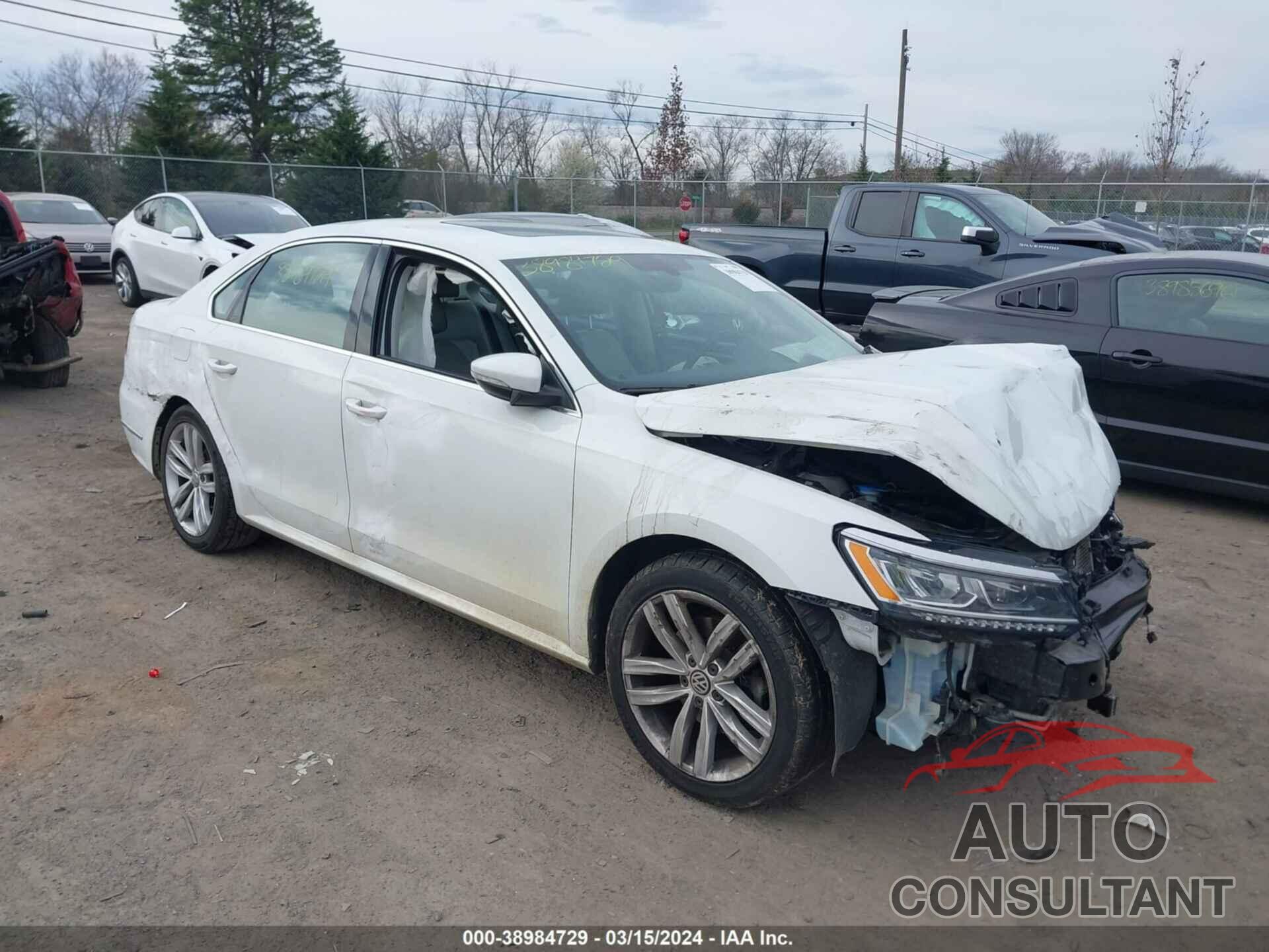 VOLKSWAGEN PASSAT 2018 - 1VWBA7A37JC003191
