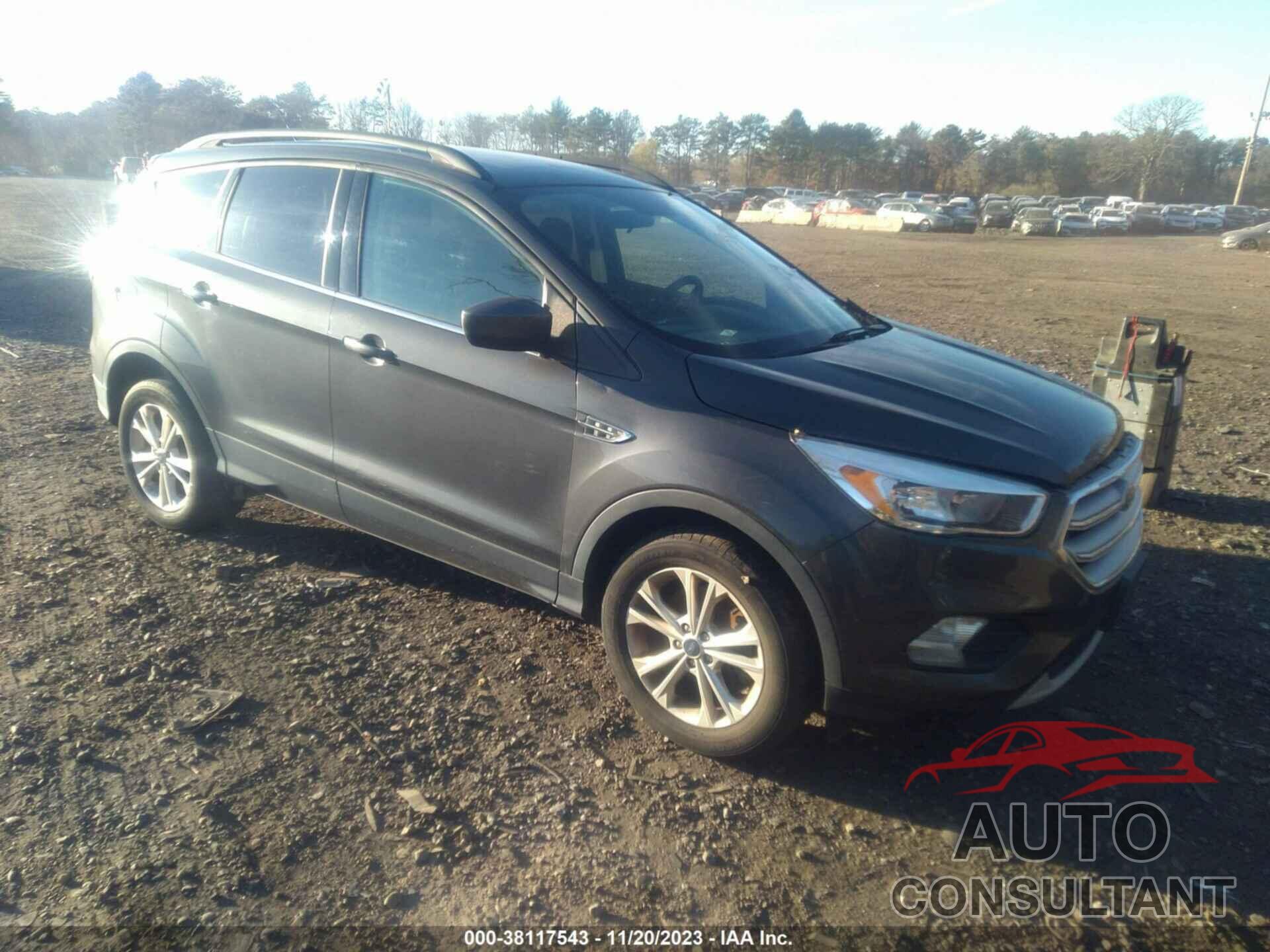 FORD ESCAPE 2018 - 1FMCU9GD7JUB01671