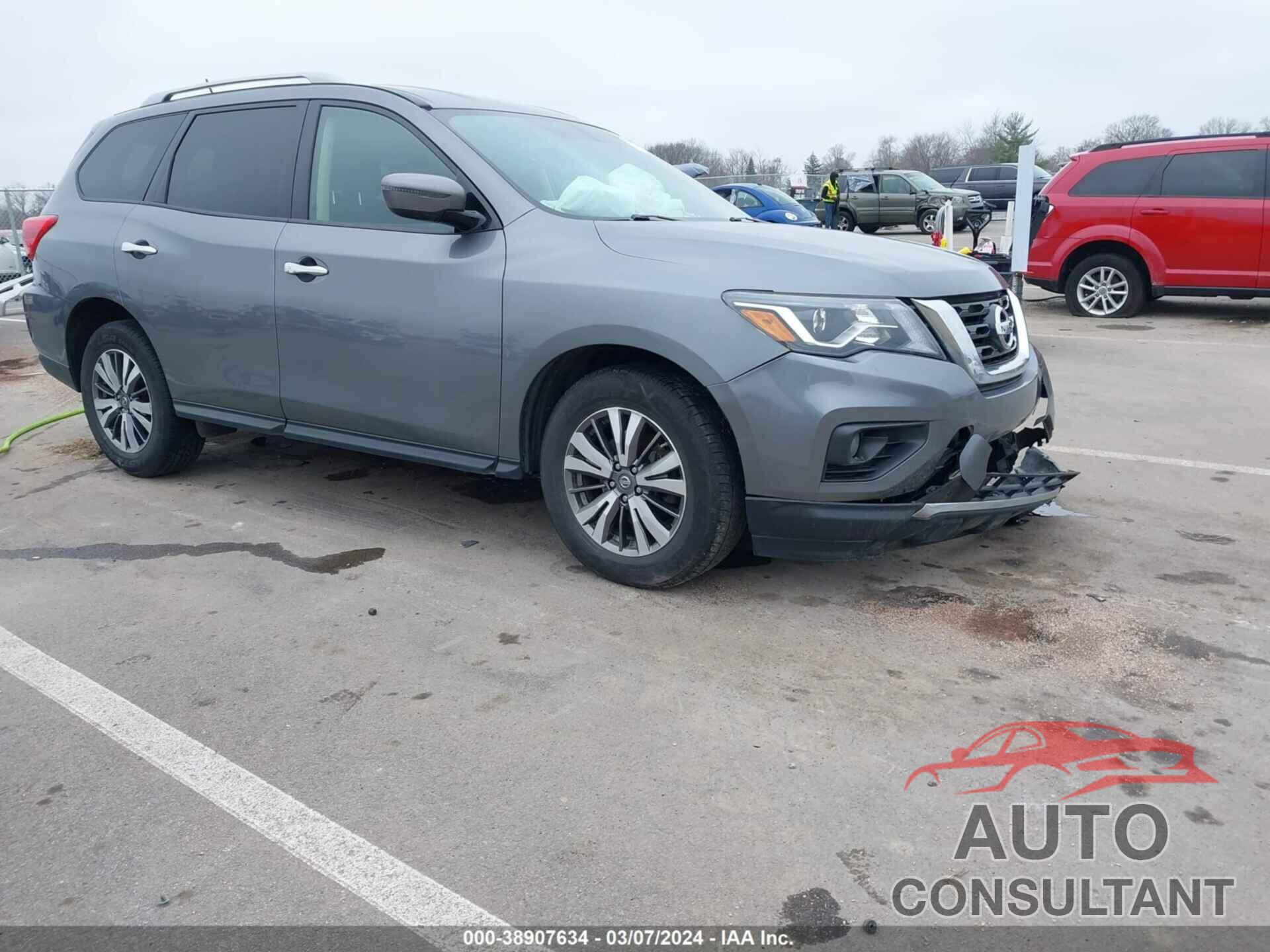 NISSAN PATHFINDER 2018 - 5N1DR2MM8JC611647