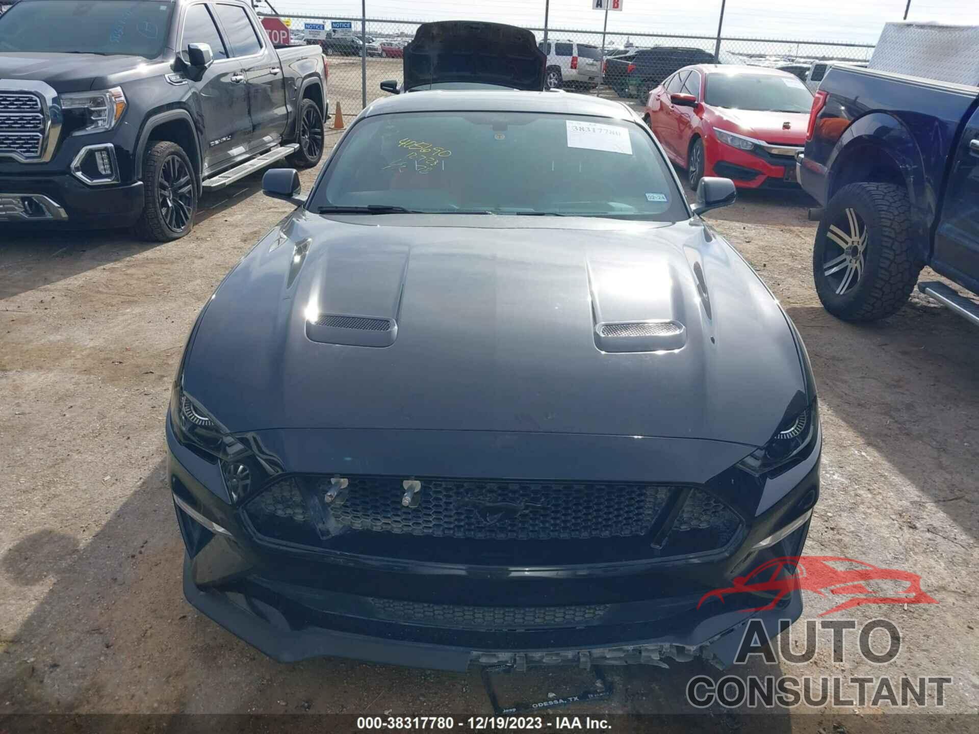 FORD MUSTANG 2018 - 1FA6P8CF4J5113951