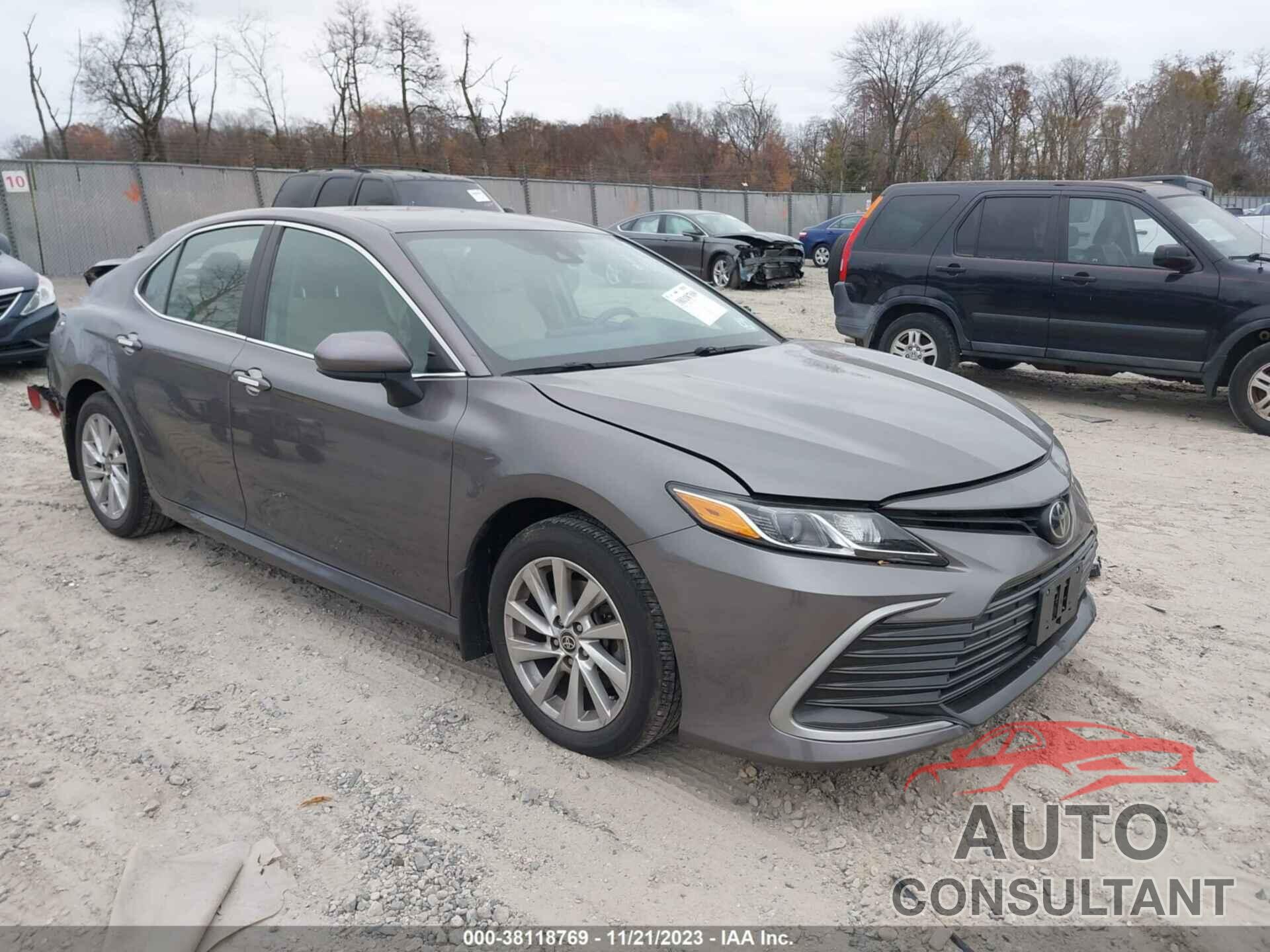 TOYOTA CAMRY 2021 - 4T1C11AKXMU553748
