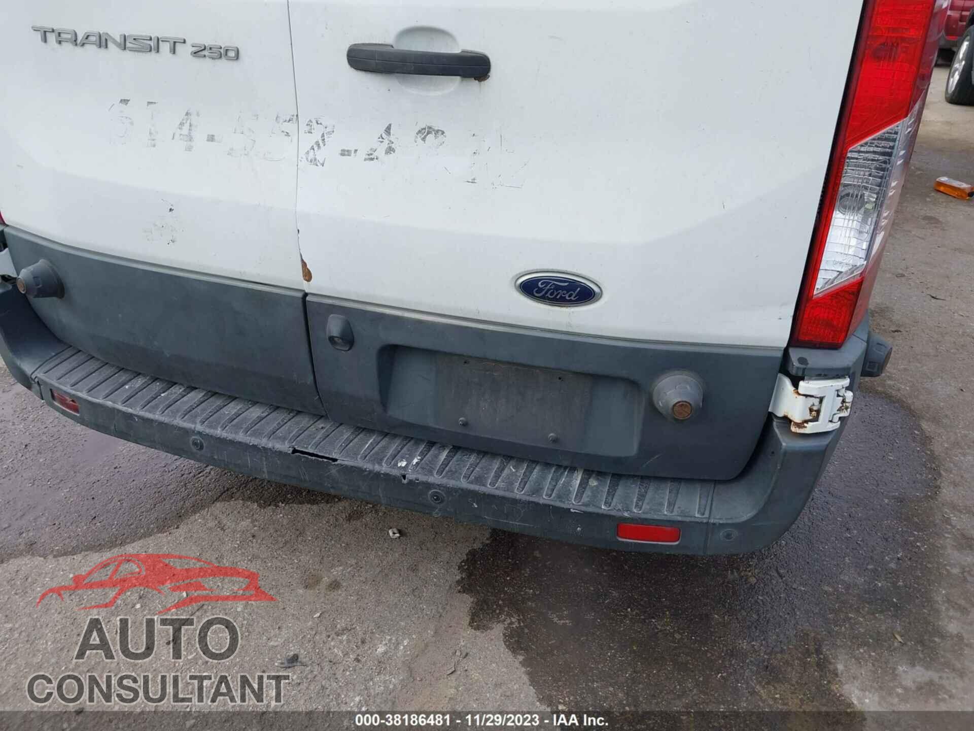 FORD TRANSIT-250 2015 - 1FTNR2CM2FKB18375