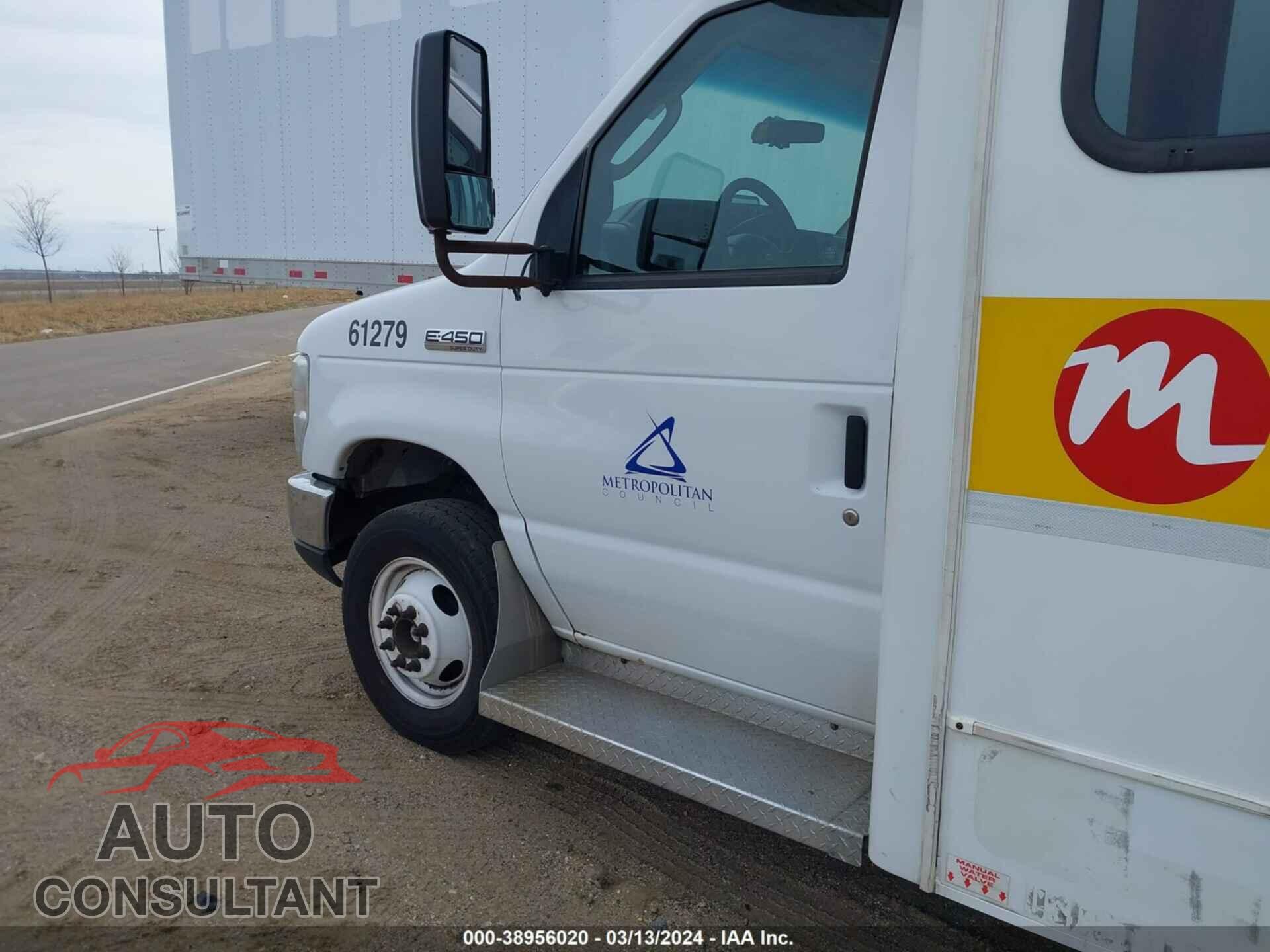 FORD ECONOLINE 2017 - 1FDFE4FS6HDC35384