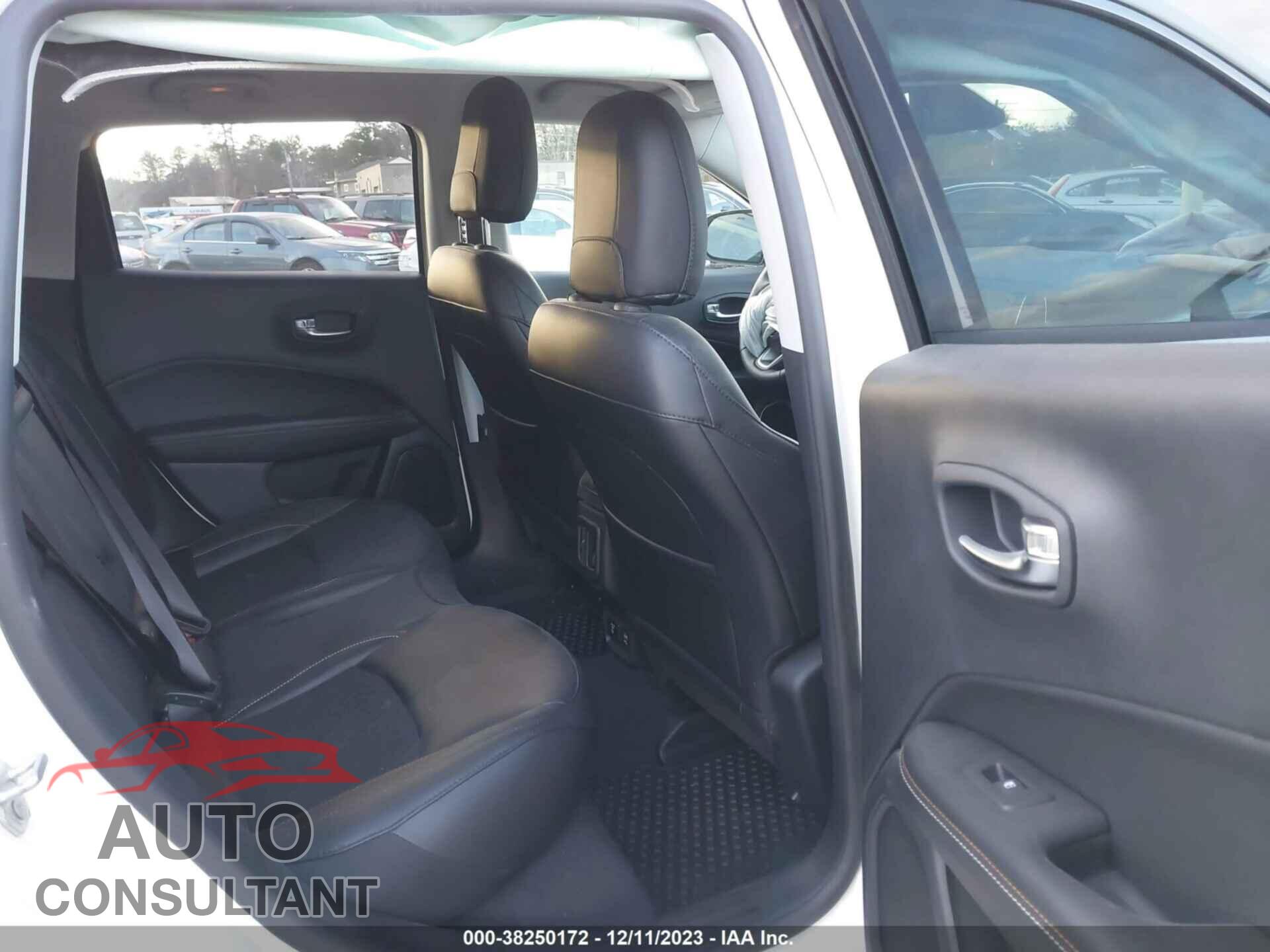 JEEP COMPASS 2019 - 3C4NJDBB6KT593832