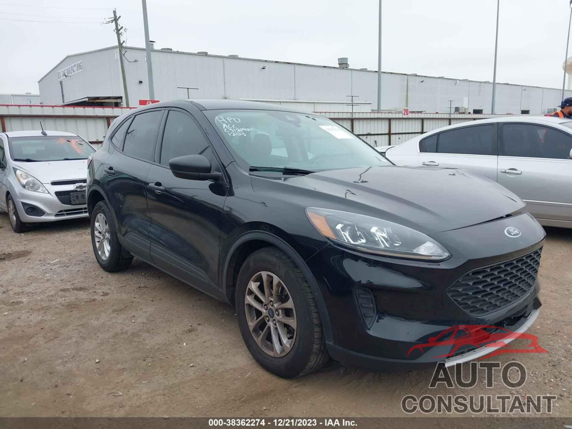 FORD ESCAPE 2022 - 1FMCU0F68NUA08467