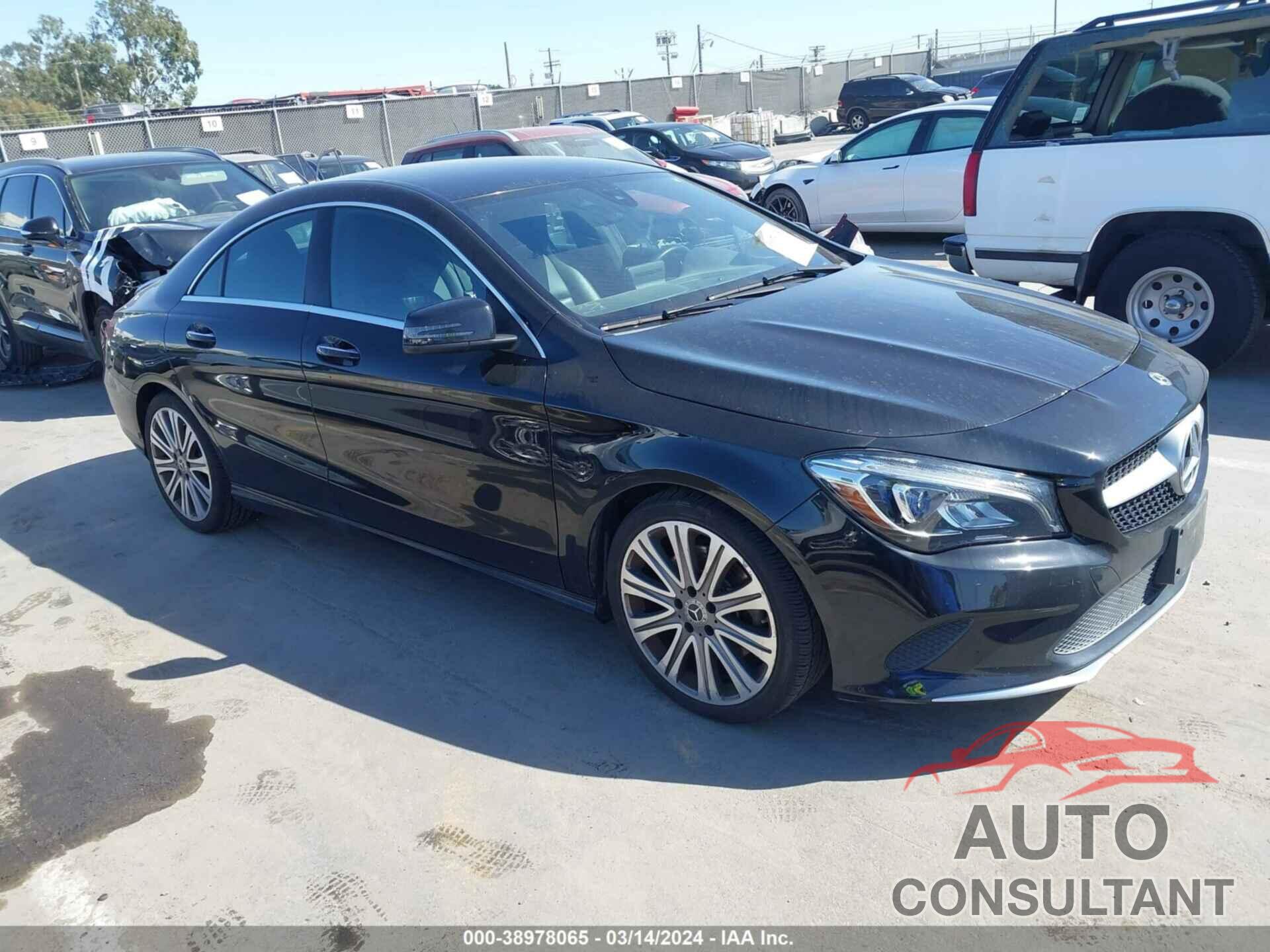 MERCEDES-BENZ CLA 250 2018 - WDDSJ4EB1JN574866