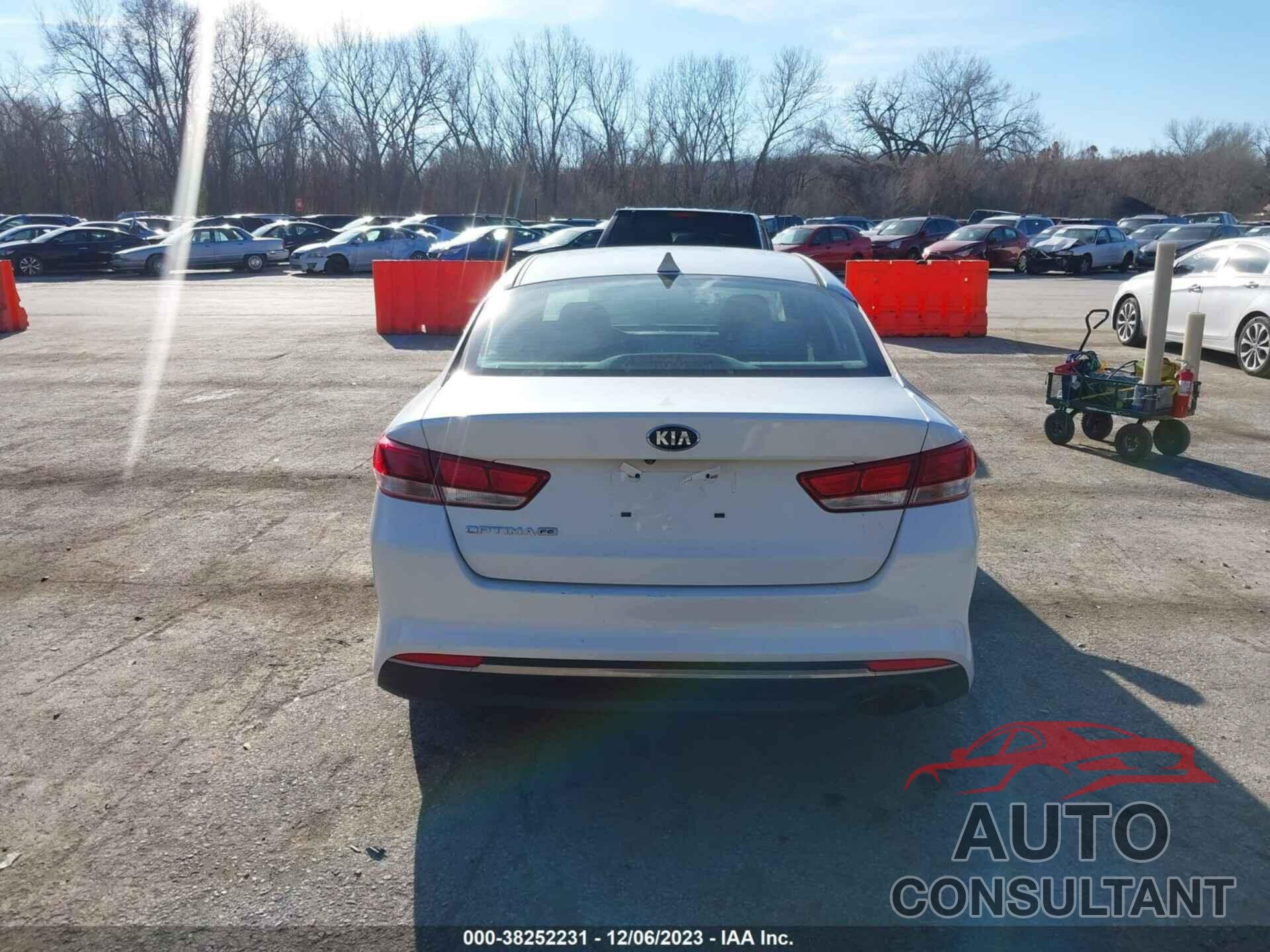 KIA OPTIMA 2016 - KNAGT4L30G5090358