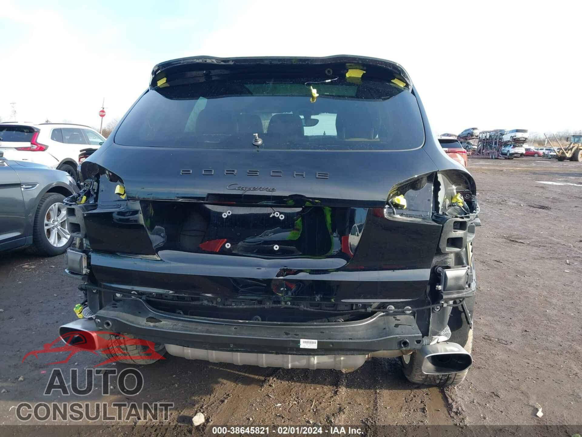 PORSCHE CAYENNE 2016 - WP1AA2A25GLA06302
