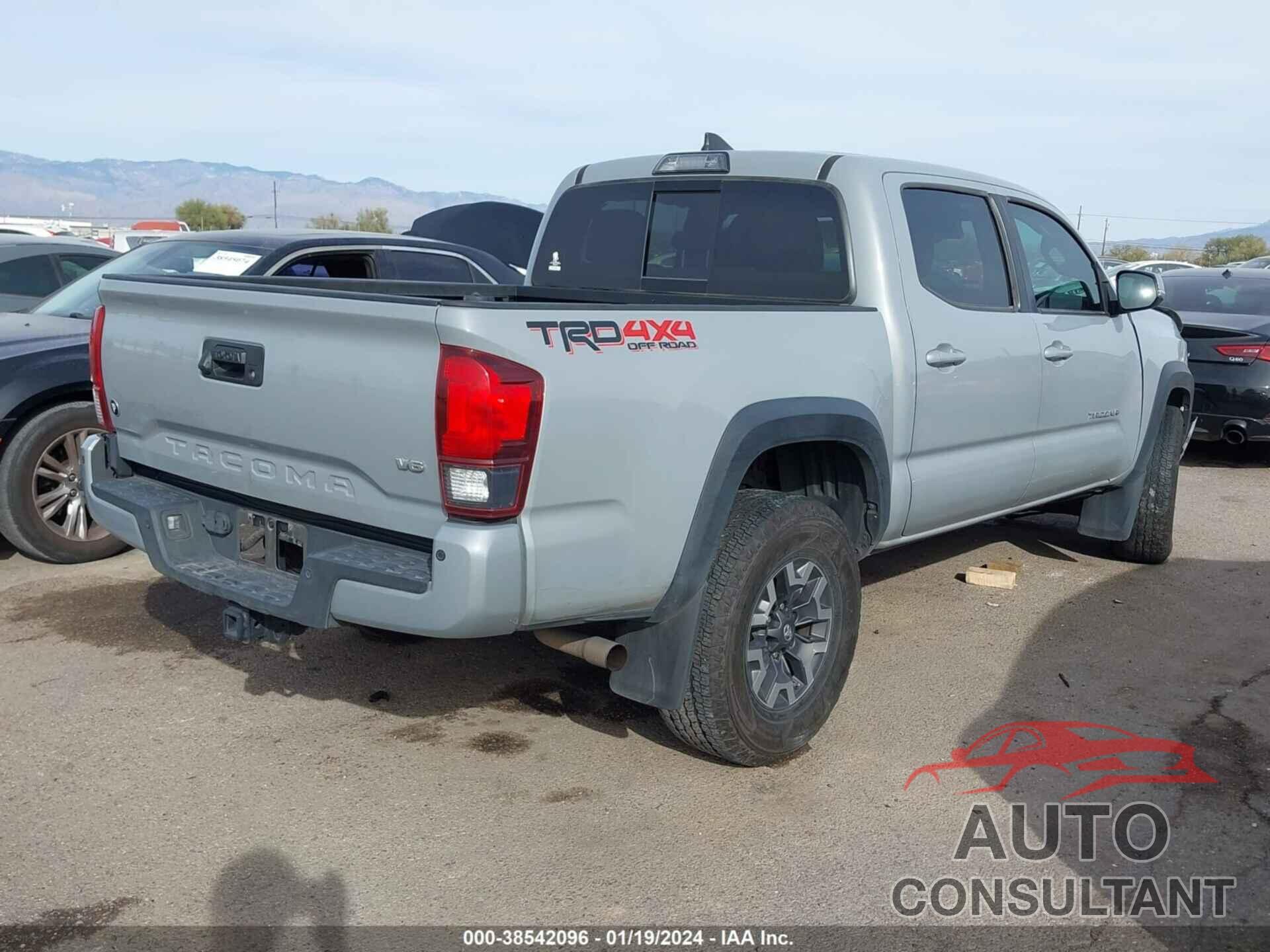 TOYOTA TACOMA 2018 - 3TMCZ5AN2JM184205