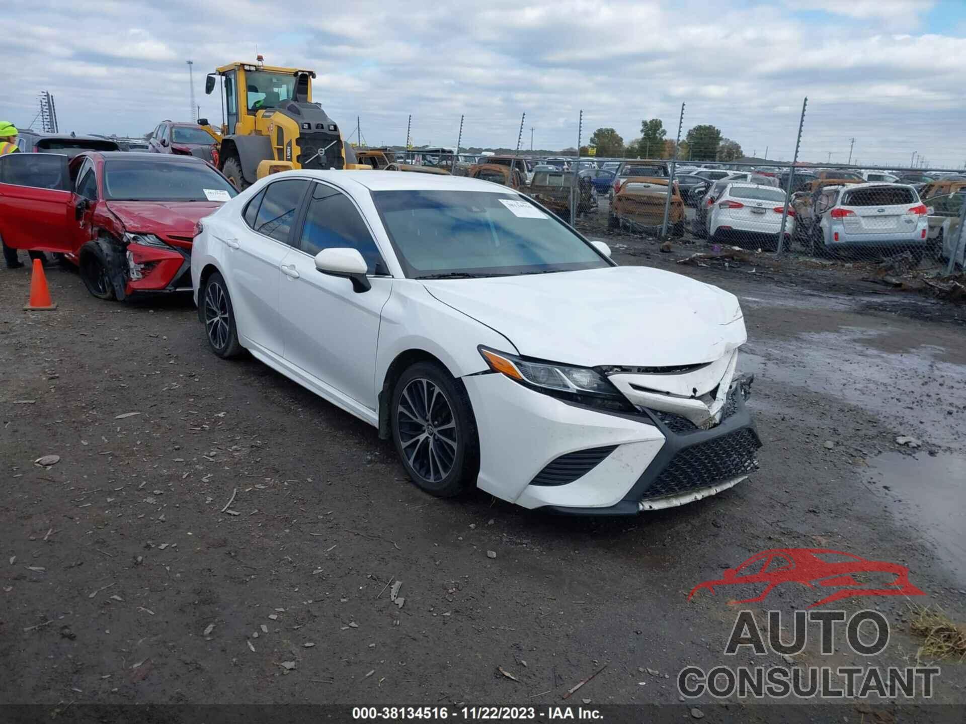 TOYOTA CAMRY 2019 - 4T1B11HK2KU748760