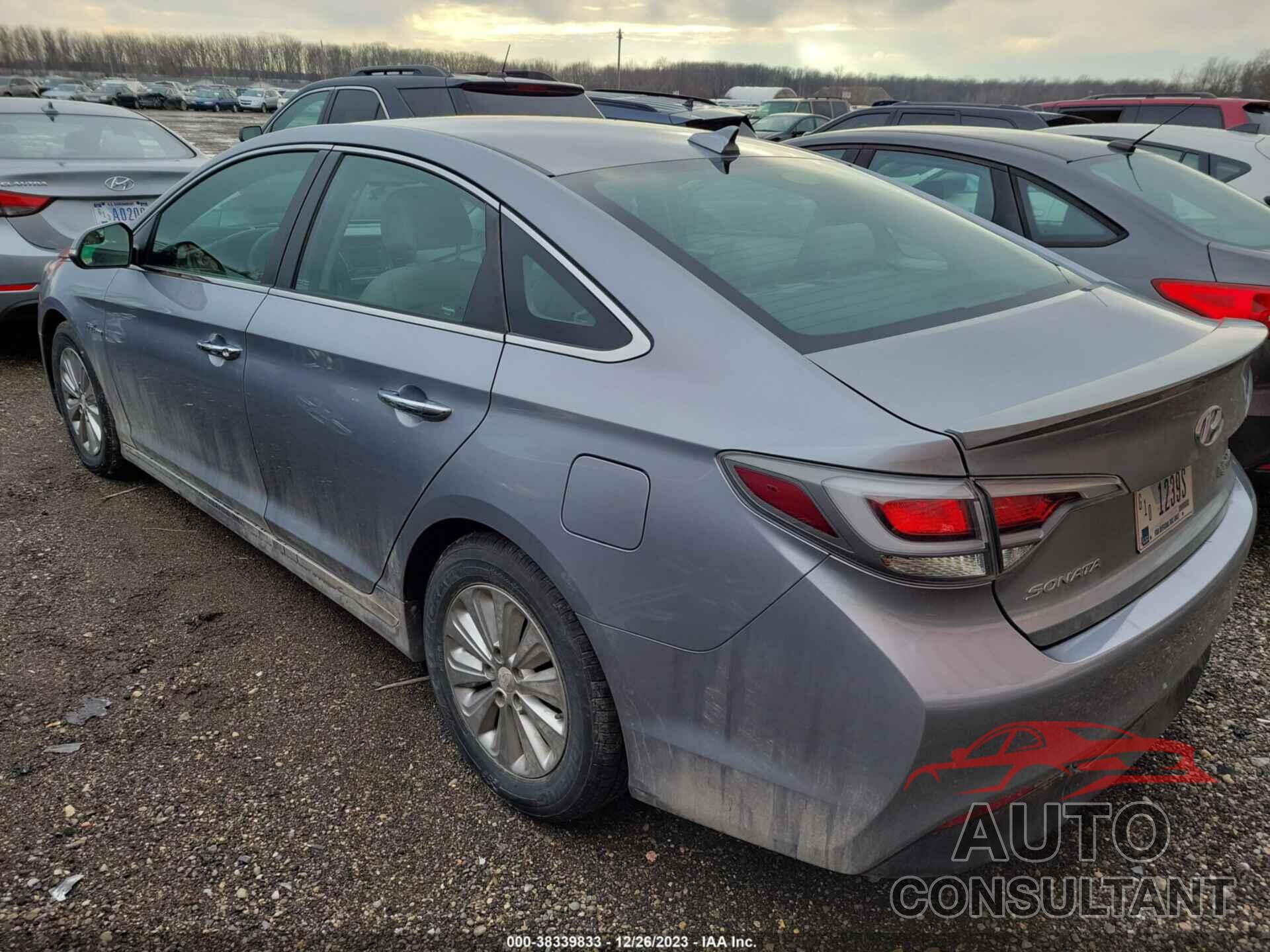 HYUNDAI SONATA 2016 - KMHE24L13GA037250