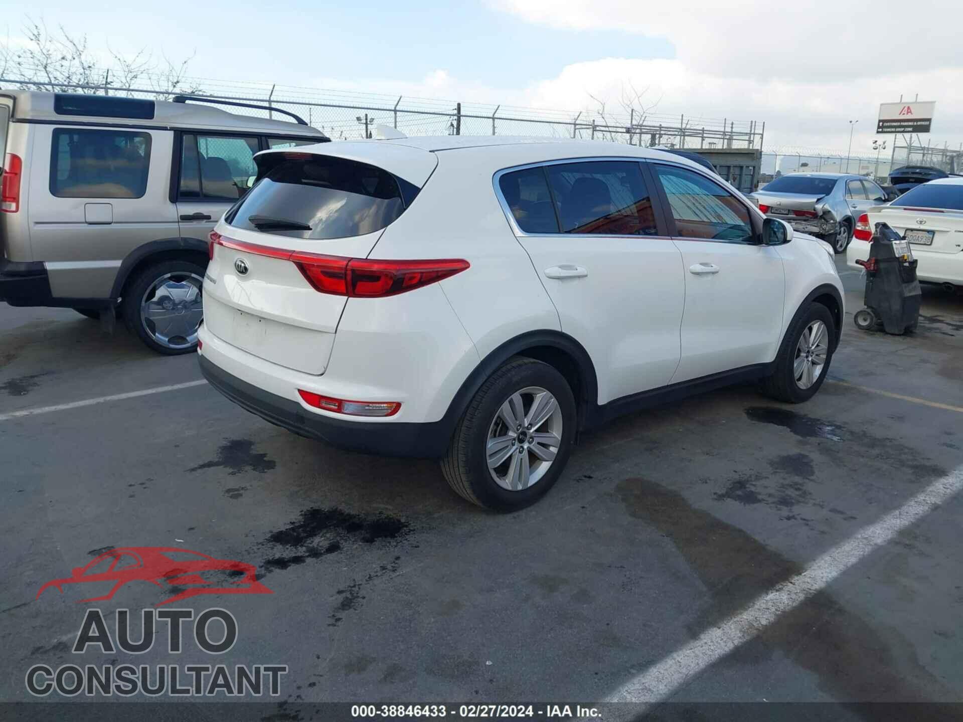 KIA SPORTAGE 2017 - KNDPM3AC8H7087050