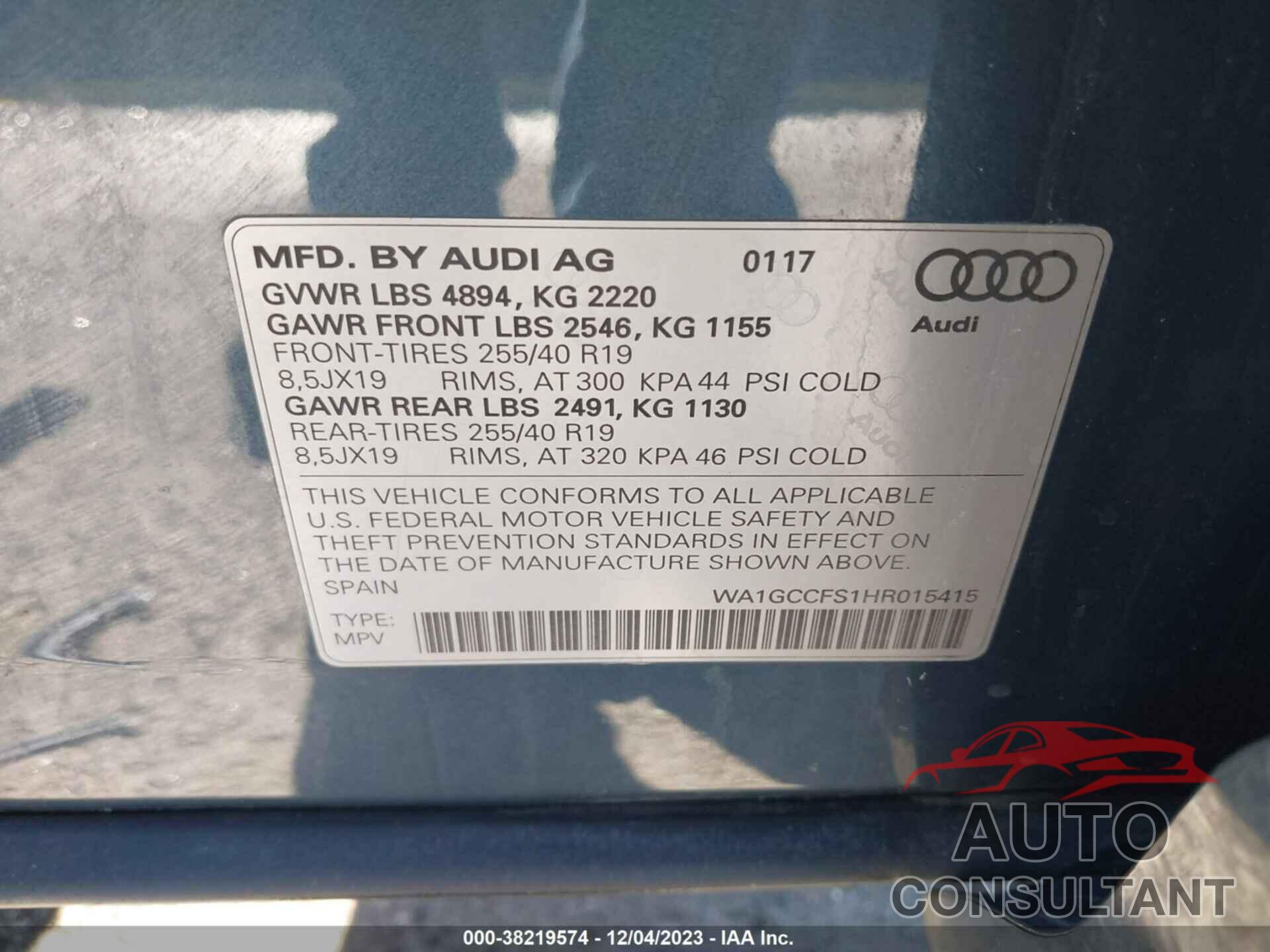 AUDI Q3 2017 - WA1GCCFS1HR015415