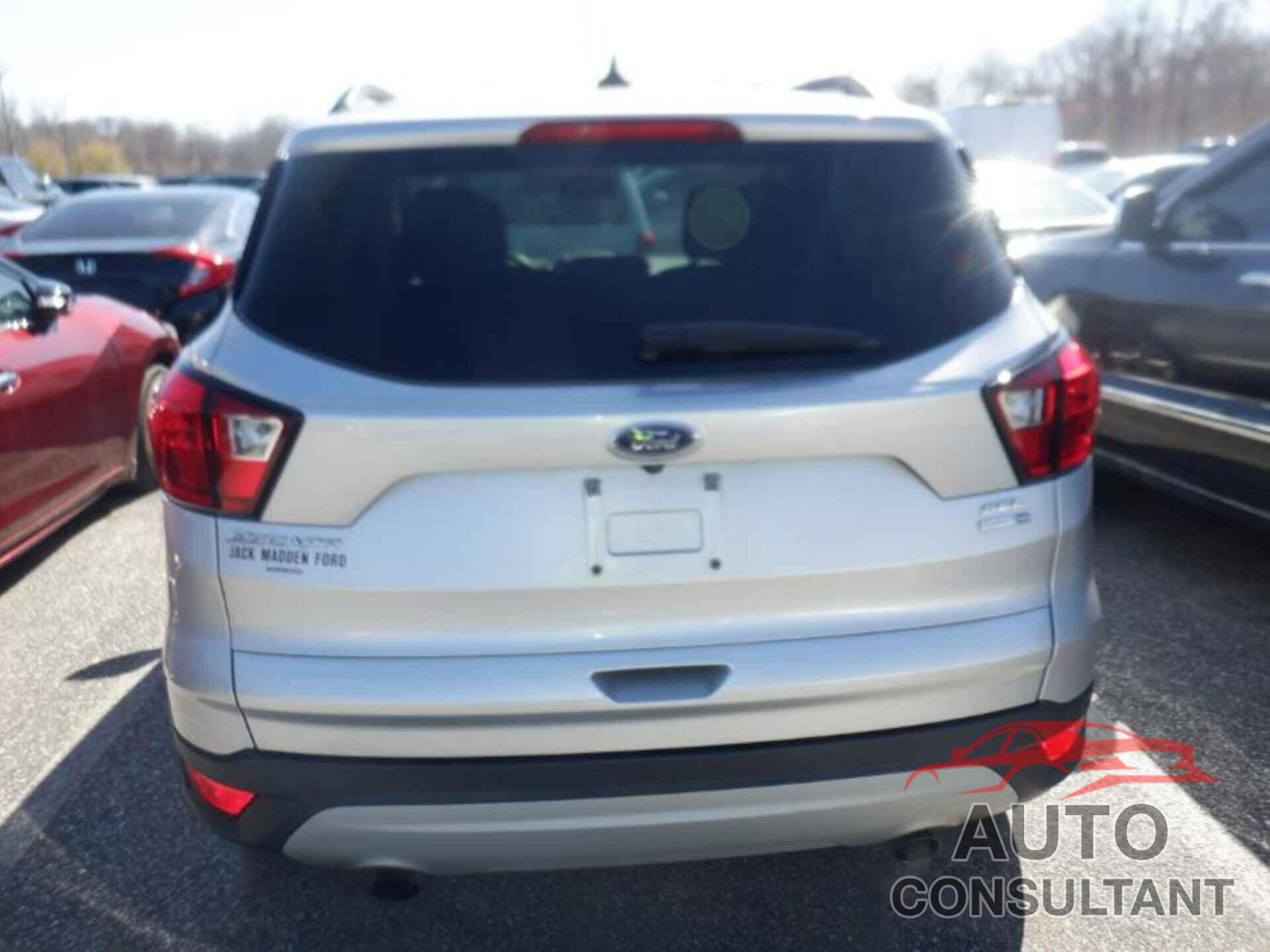 FORD ESCAPE 2019 - 1FMCU9HD0KUA65502