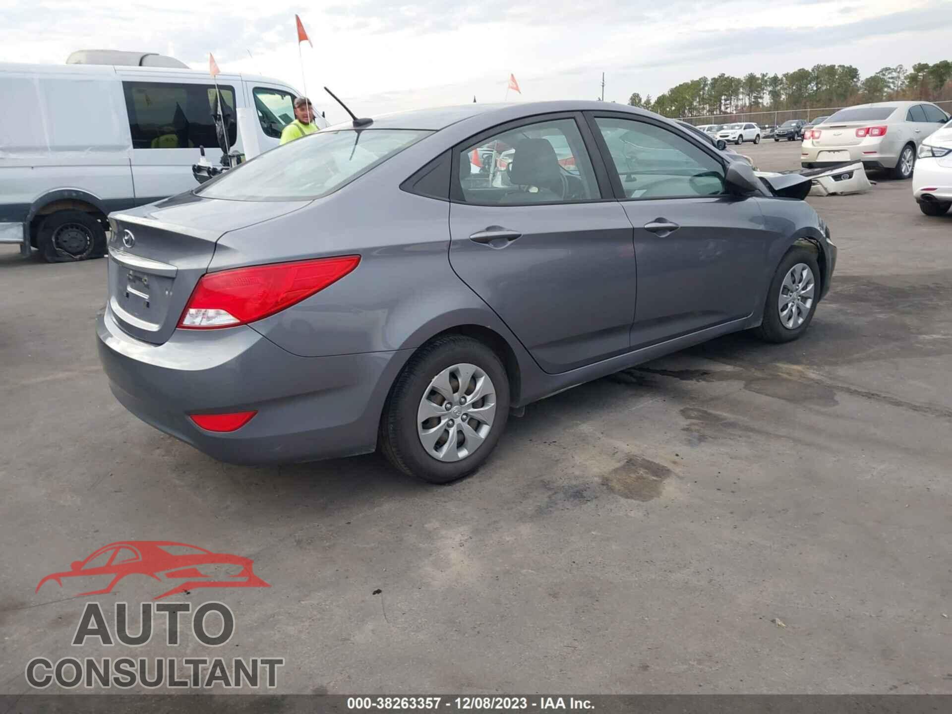 HYUNDAI ACCENT 2017 - KMHCT4AE2HU242570