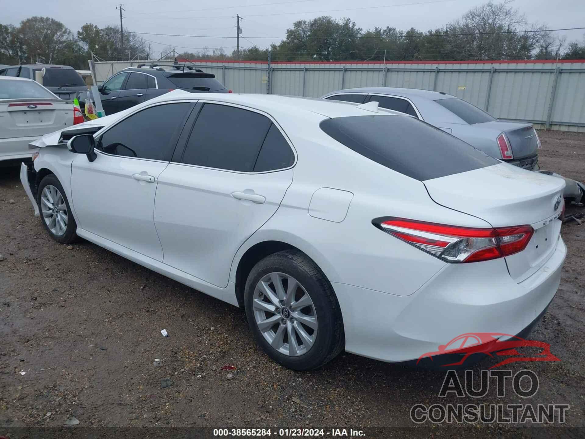 TOYOTA CAMRY 2019 - 4T1B11HK5KU820826