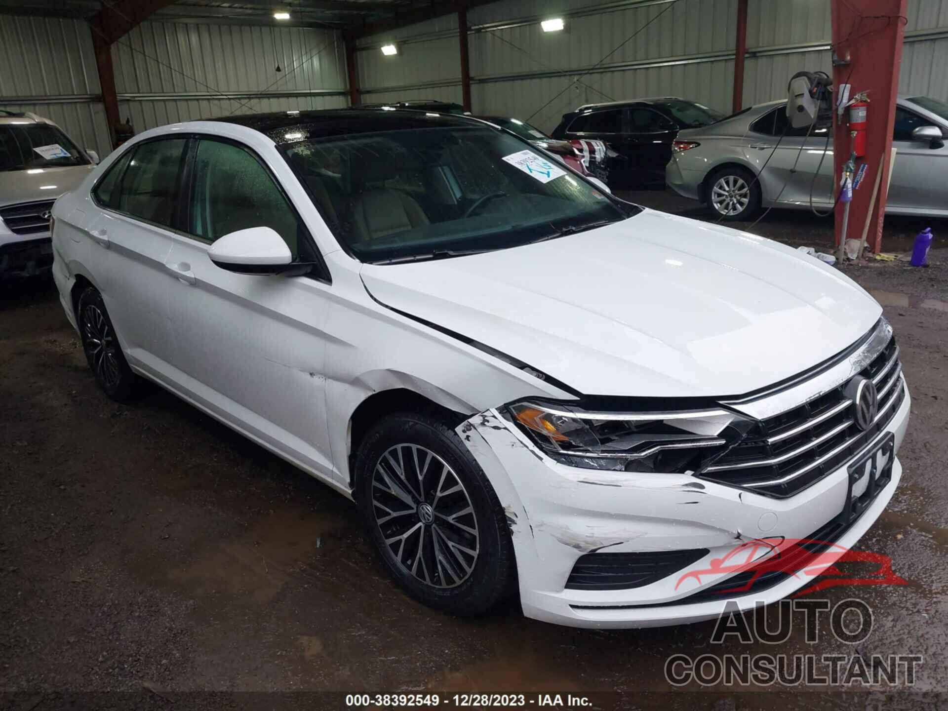 VOLKSWAGEN JETTA 2019 - 3VWC57BU4KM260843
