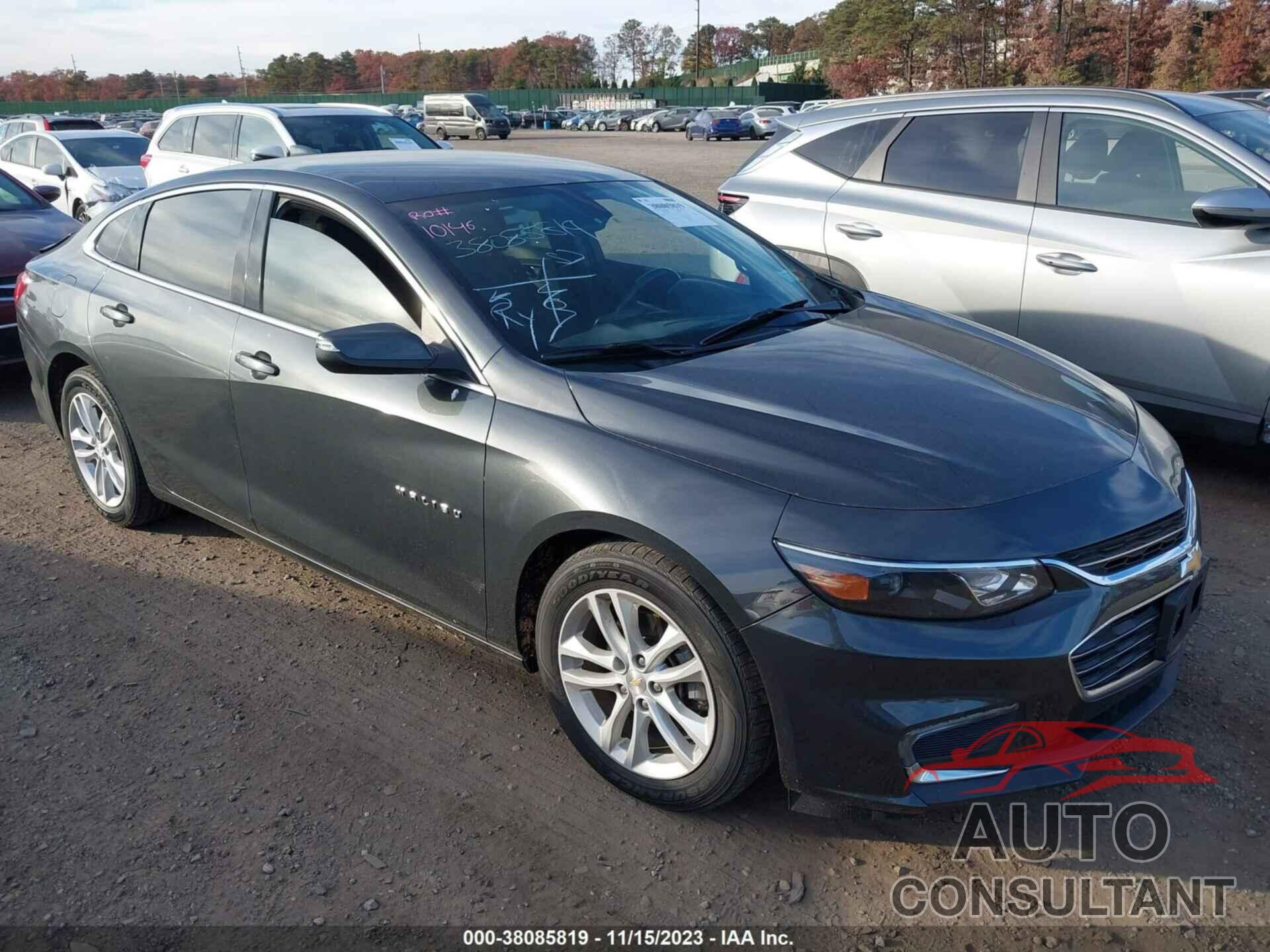 CHEVROLET MALIBU 2017 - 1G1ZE5ST8HF106422