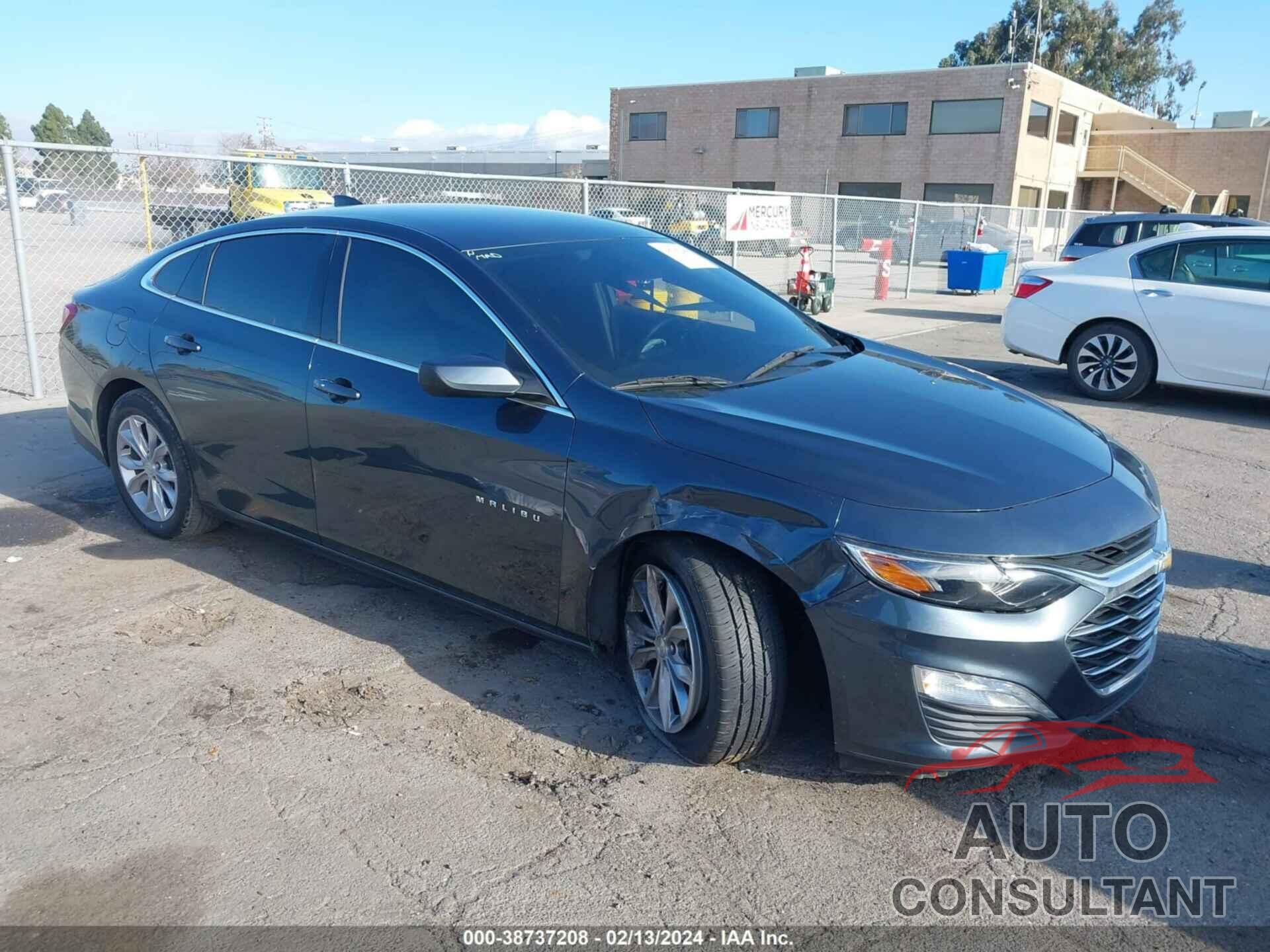 CHEVROLET MALIBU 2019 - 1G1ZD5ST7KF121830