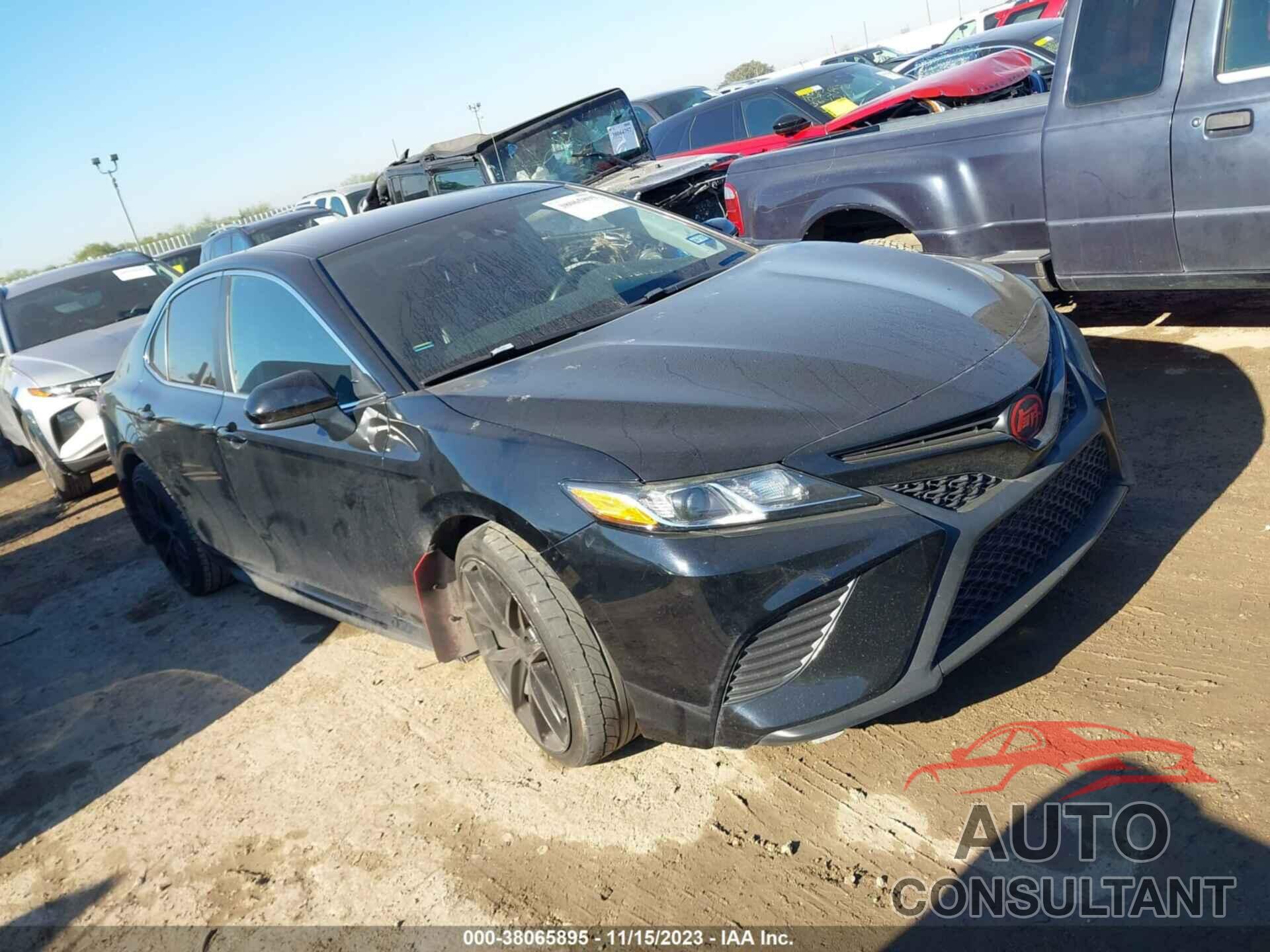 TOYOTA CAMRY 2019 - 4T1B11HK5KU814606