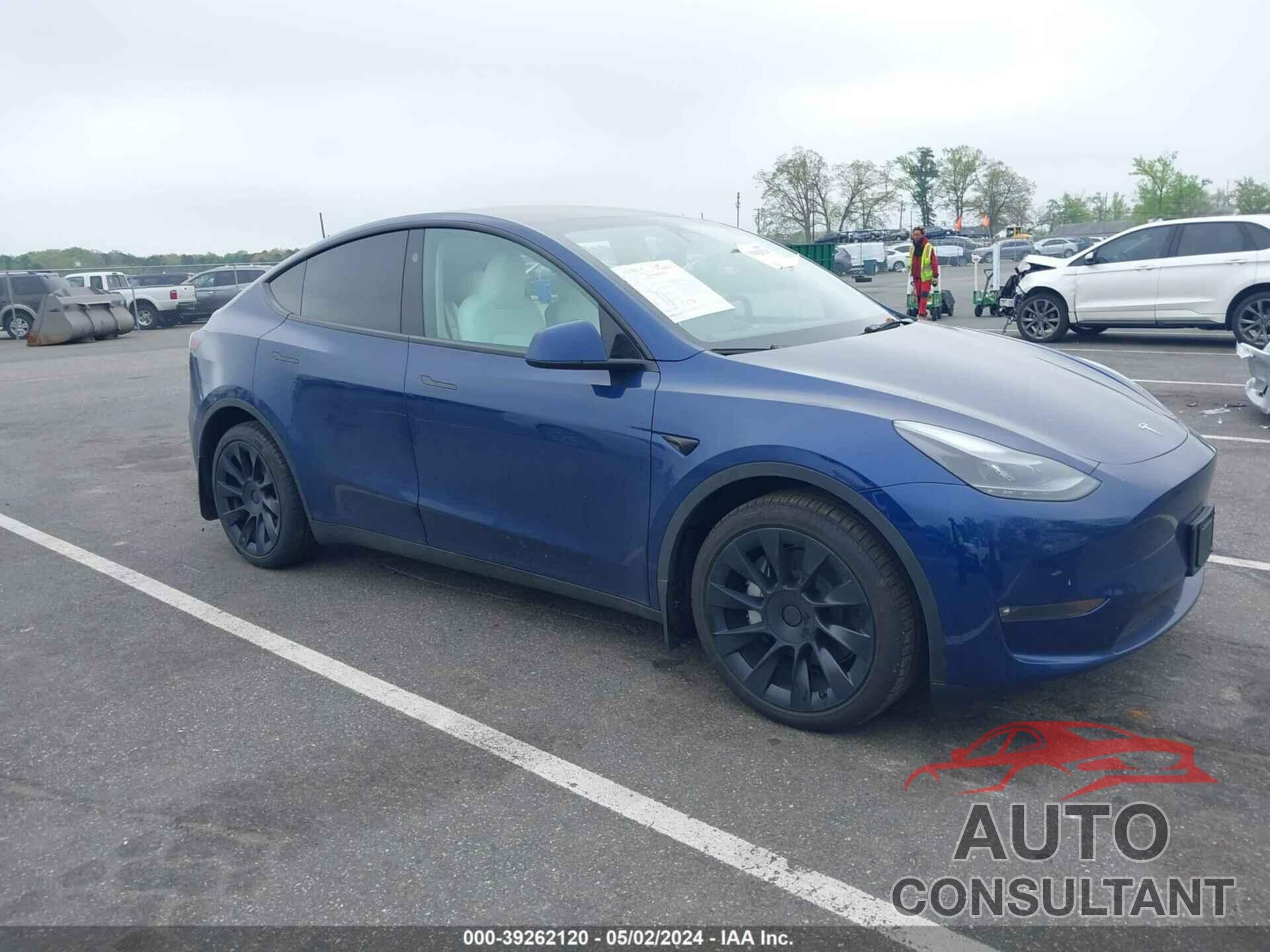 TESLA MODEL Y 2023 - 7SAYGDEE6PF790543