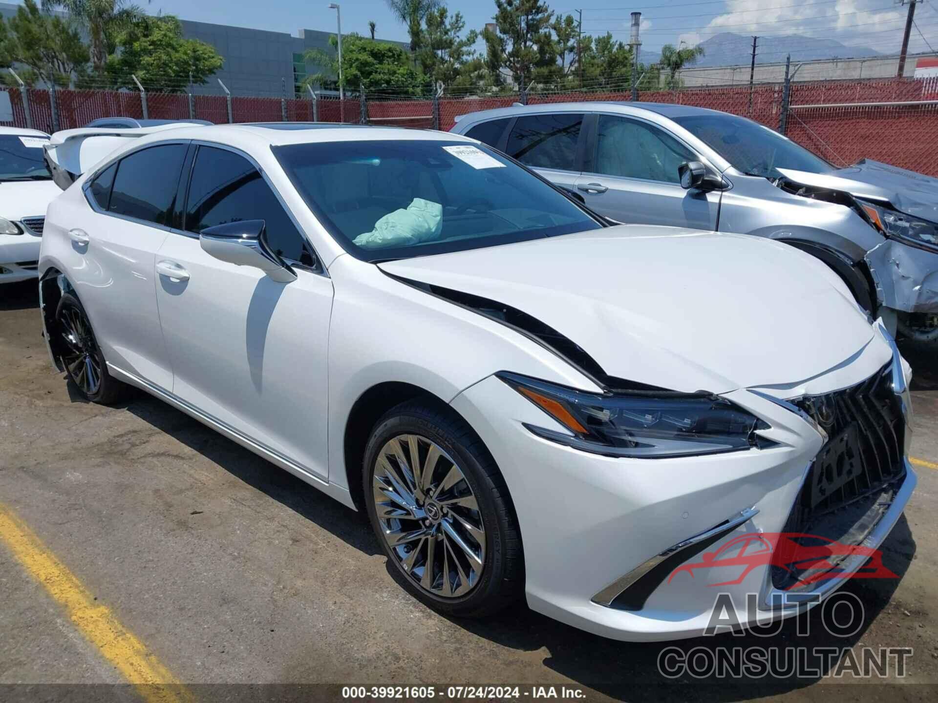 LEXUS ES 300H 2024 - 58AEA1C10RU050999