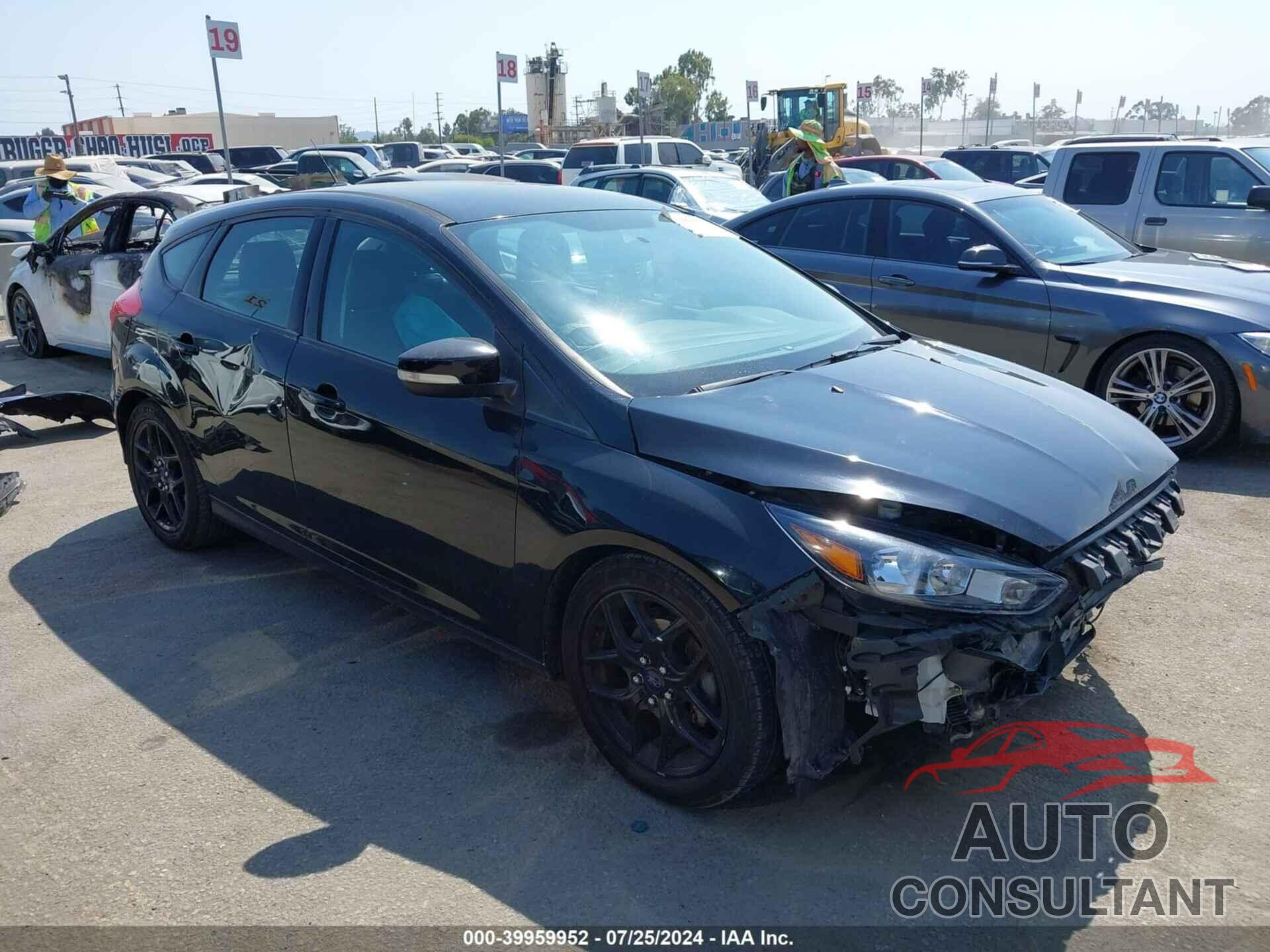 FORD FOCUS 2016 - 1FADP3K25GL286357