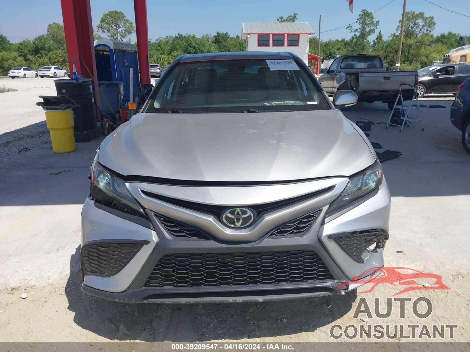 TOYOTA CAMRY 2021 - 4T1G11BK7MU034687