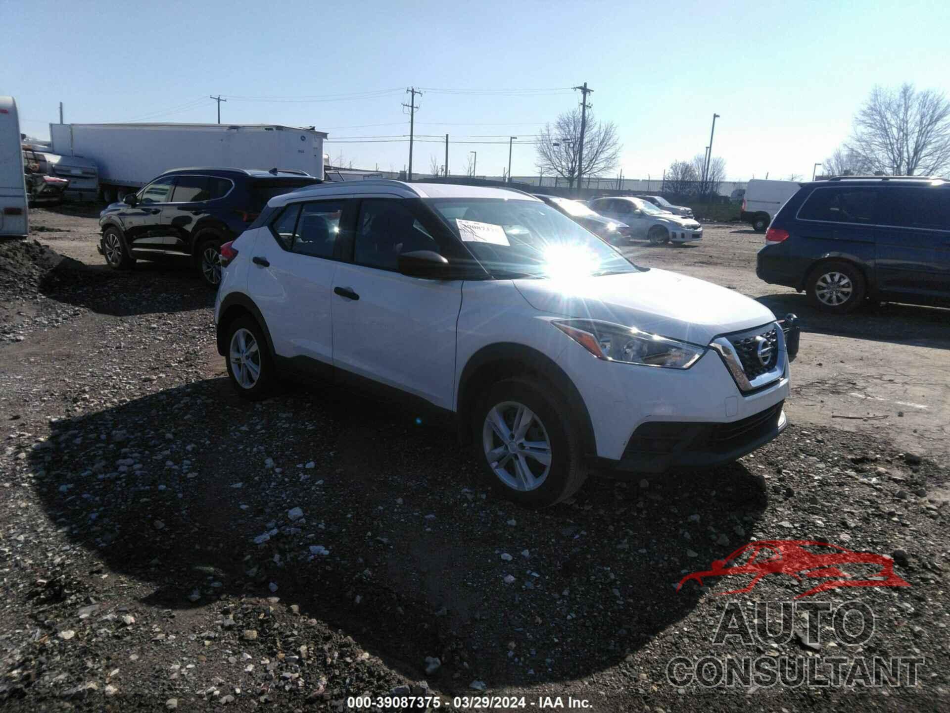 NISSAN KICKS 2018 - 3N1CP5CU1JL507307