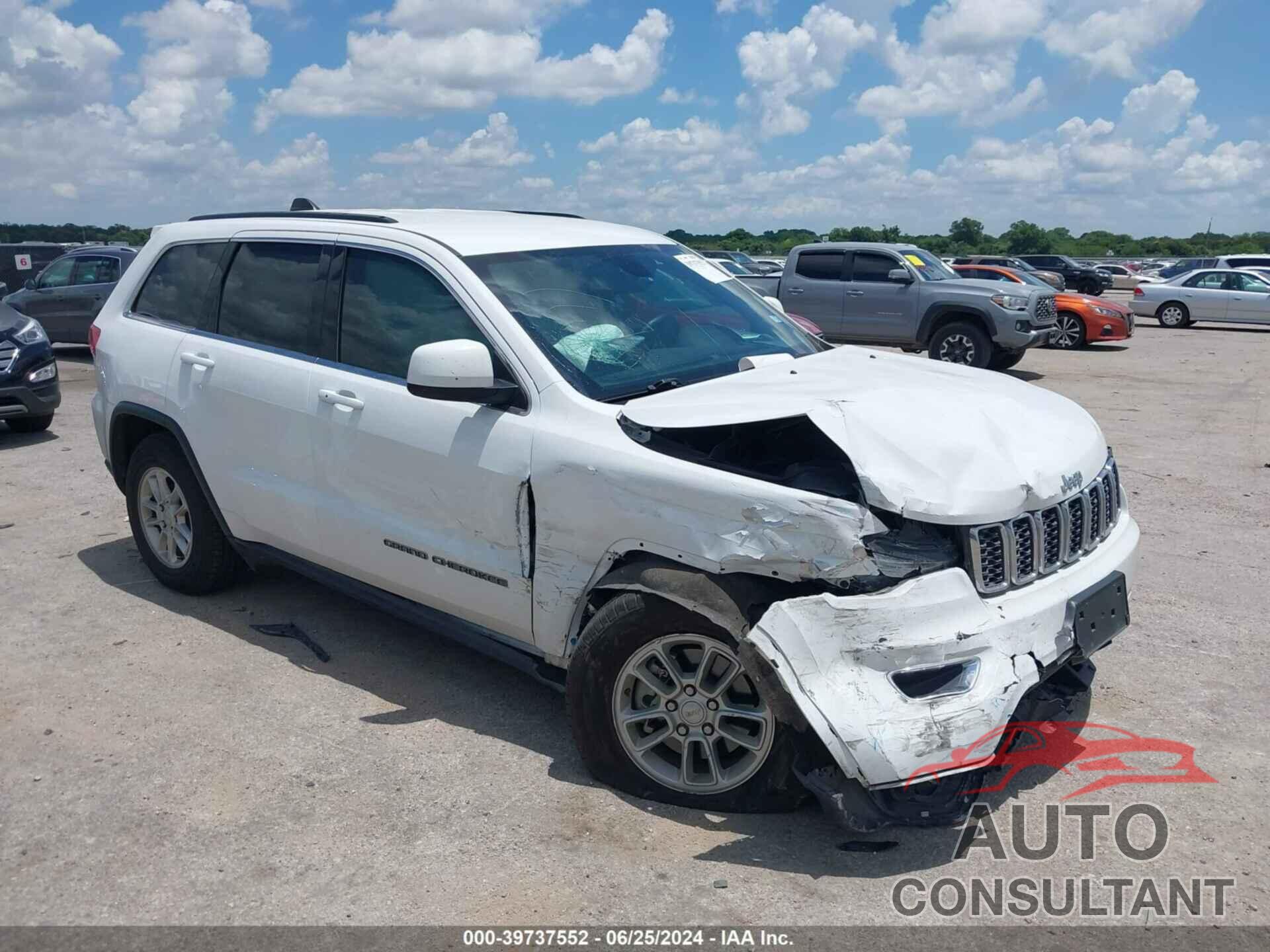 JEEP GRAND CHEROKEE 2018 - 1C4RJEAG3JC275357