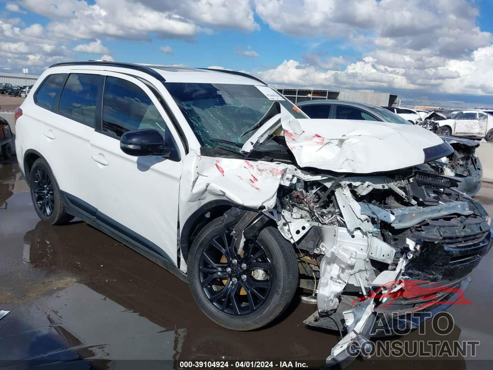 MITSUBISHI OUTLANDER 2018 - JA4AD3A3XJZ060734