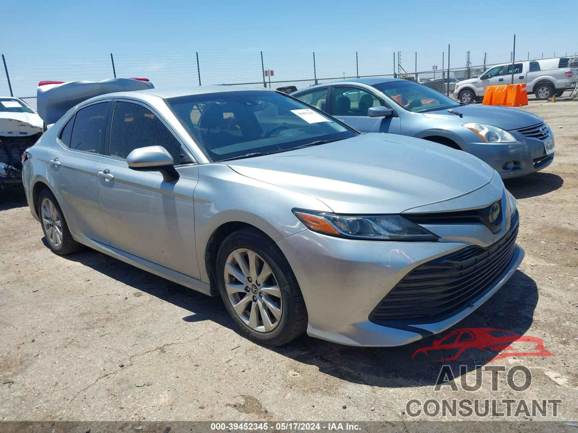 TOYOTA CAMRY 2018 - JTNB11HK4J3048517