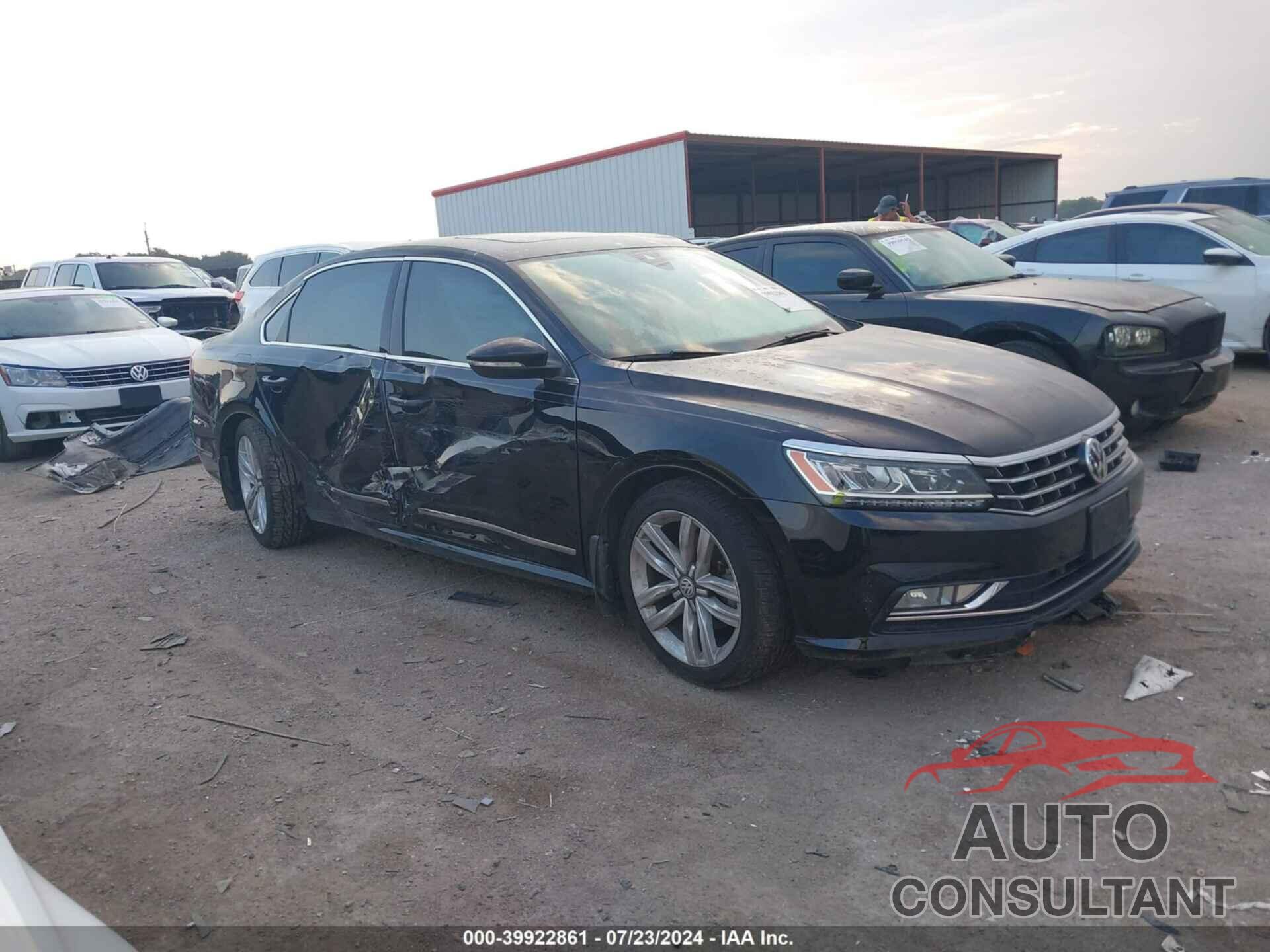 VOLKSWAGEN PASSAT 2017 - 1VWCT7A34HC064006