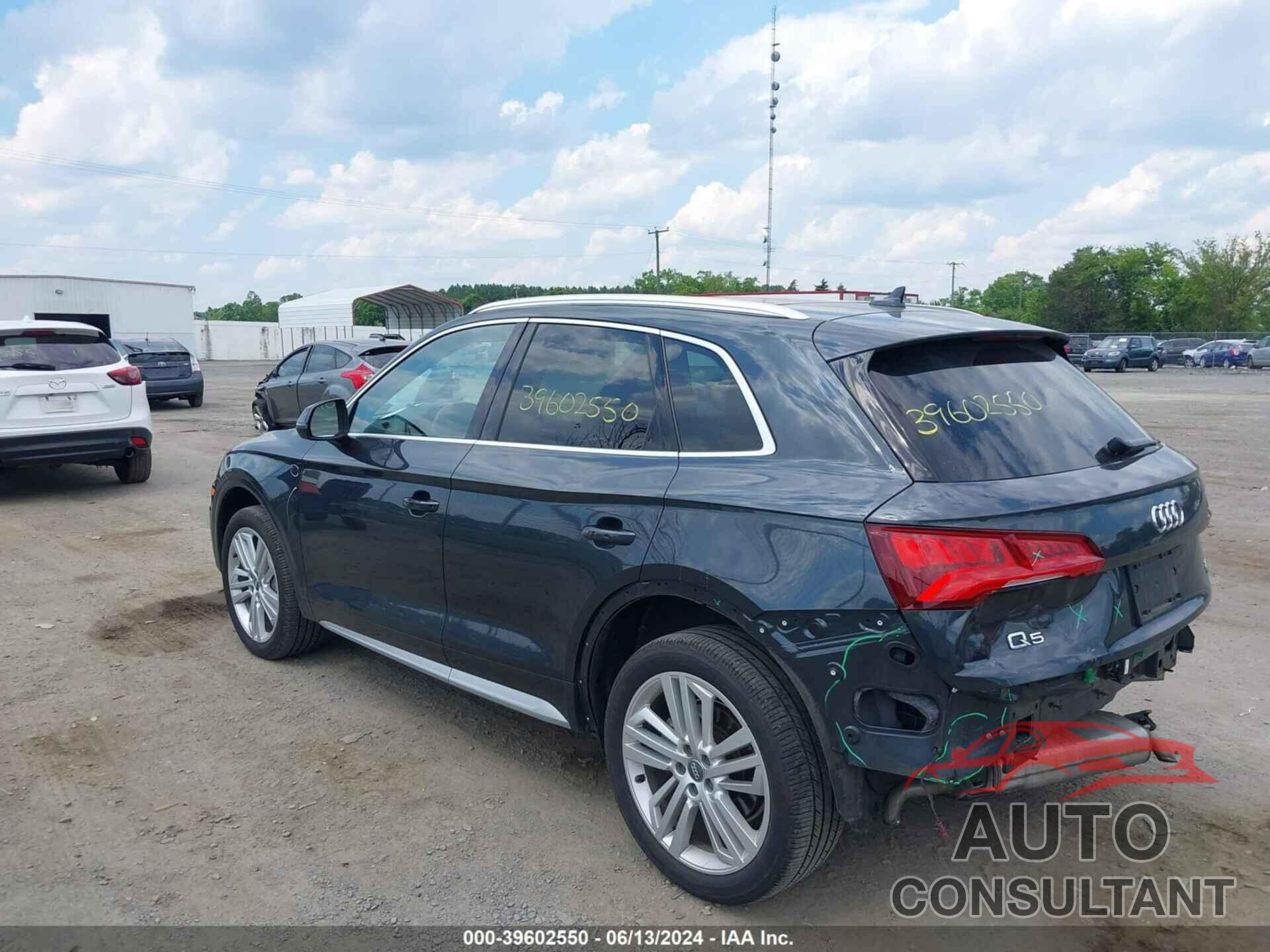 AUDI Q5 2018 - WA1BNAFY6J2038992