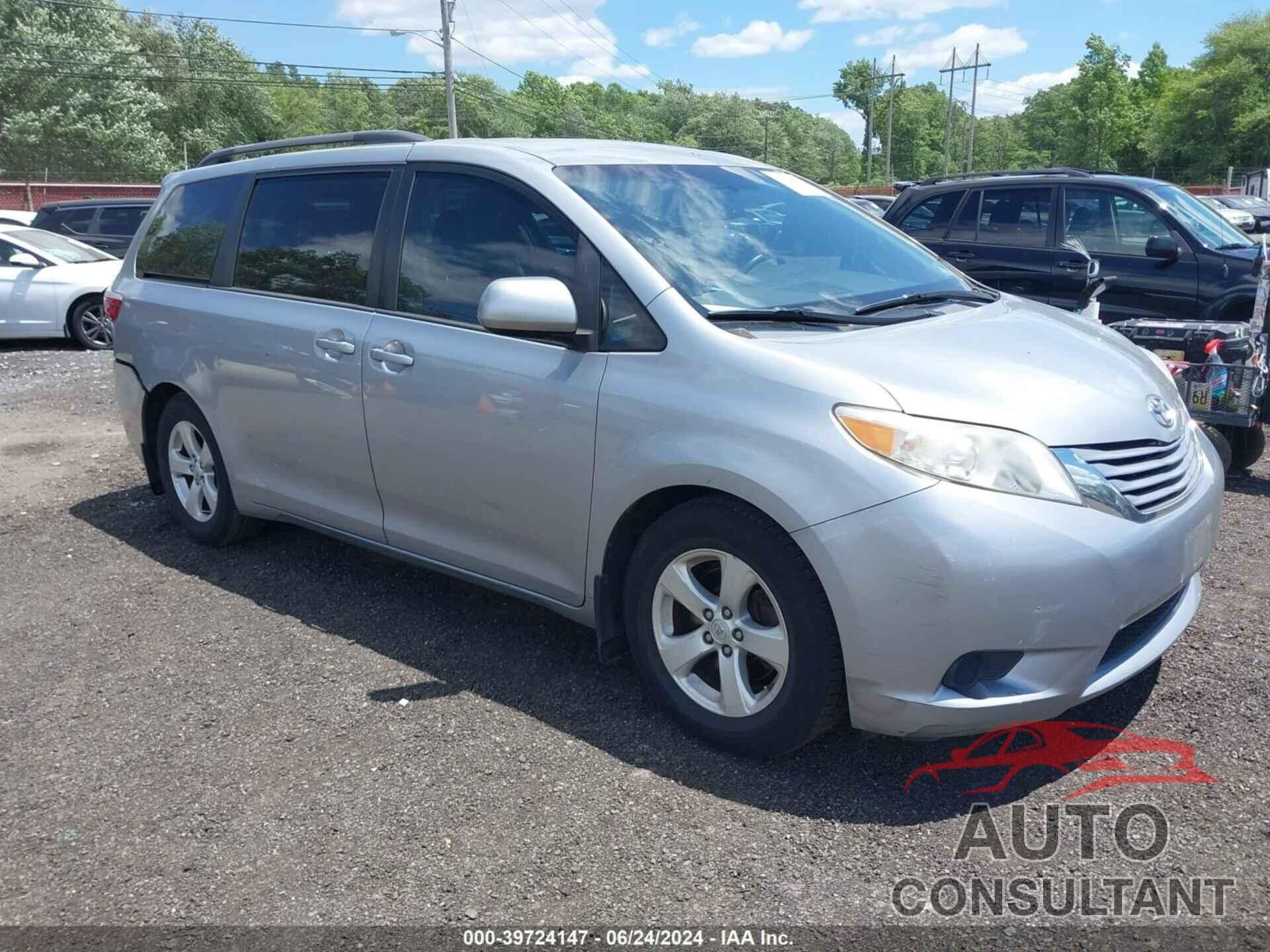 TOYOTA SIENNA 2016 - 5TDKK3DC9GS700504